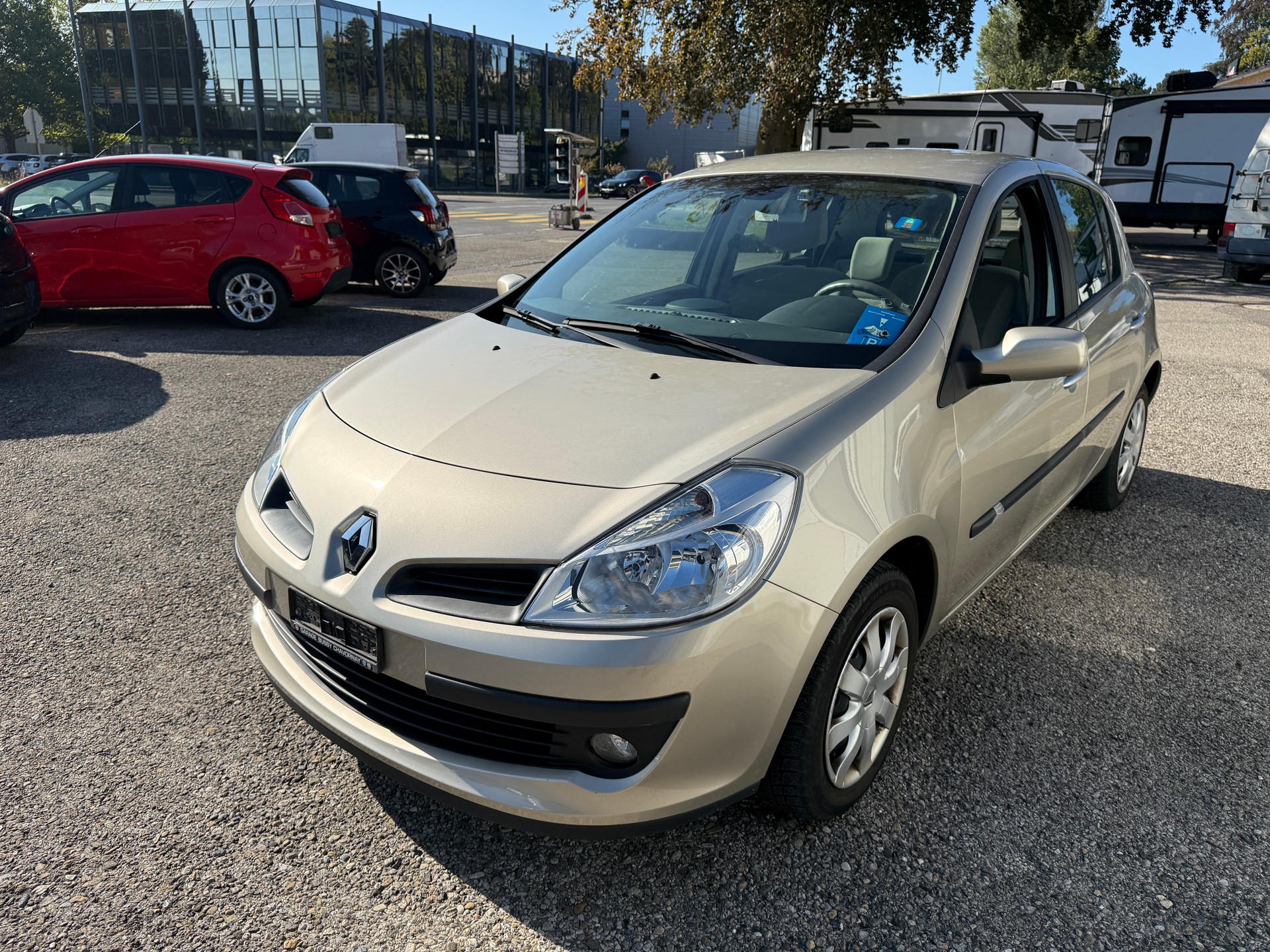 RENAULT Clio 1.6 16V Privilège-image-7