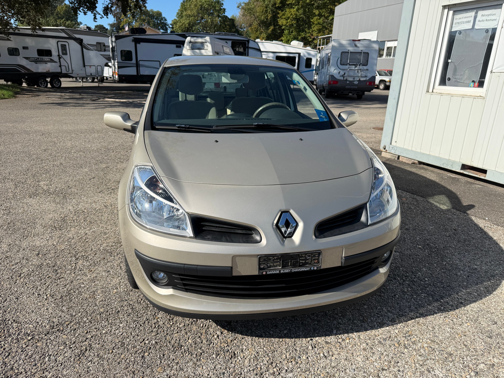 RENAULT Clio 1.6 16V Privilège-image-0