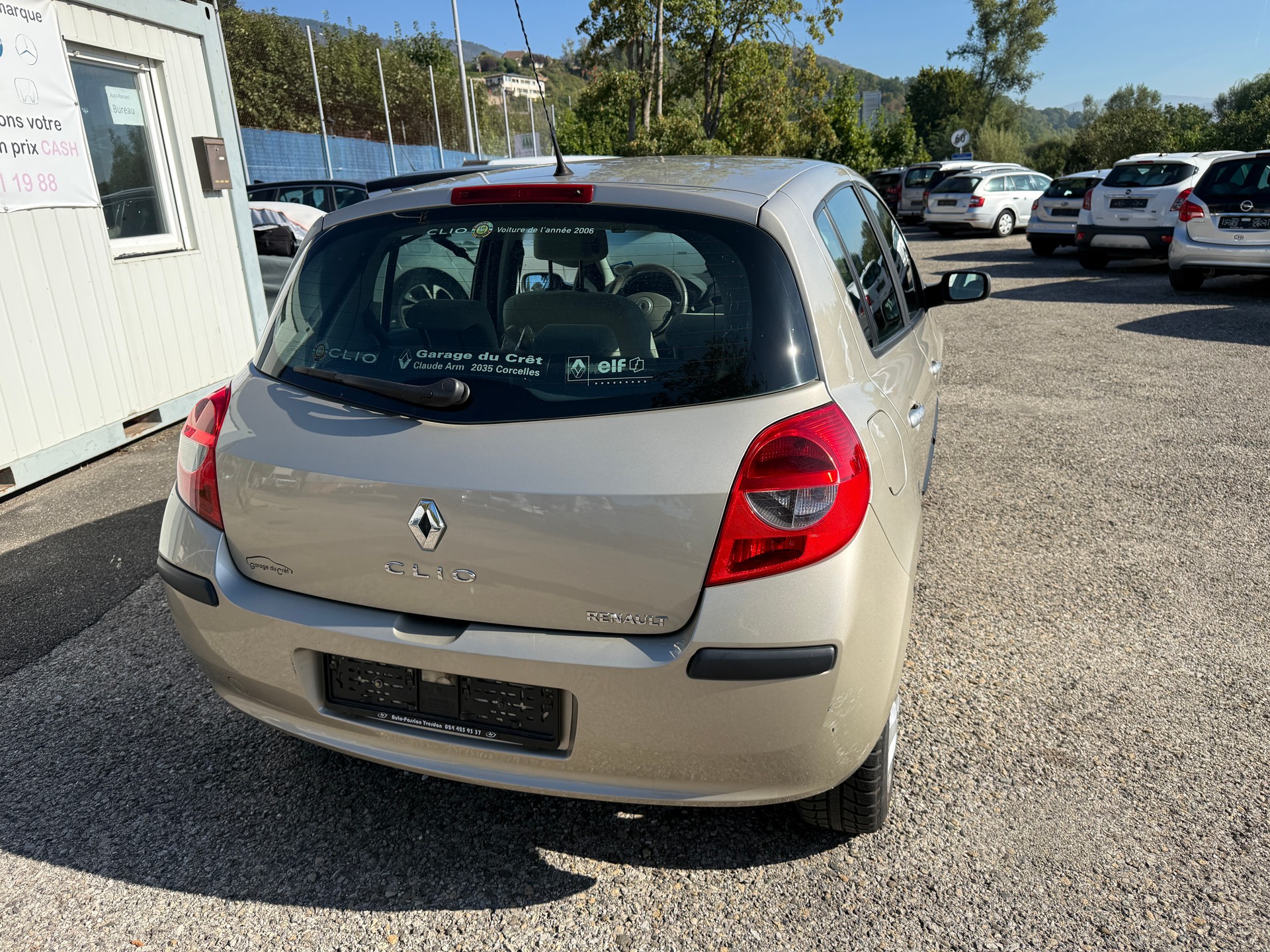 RENAULT Clio 1.6 16V Privilège-image-3