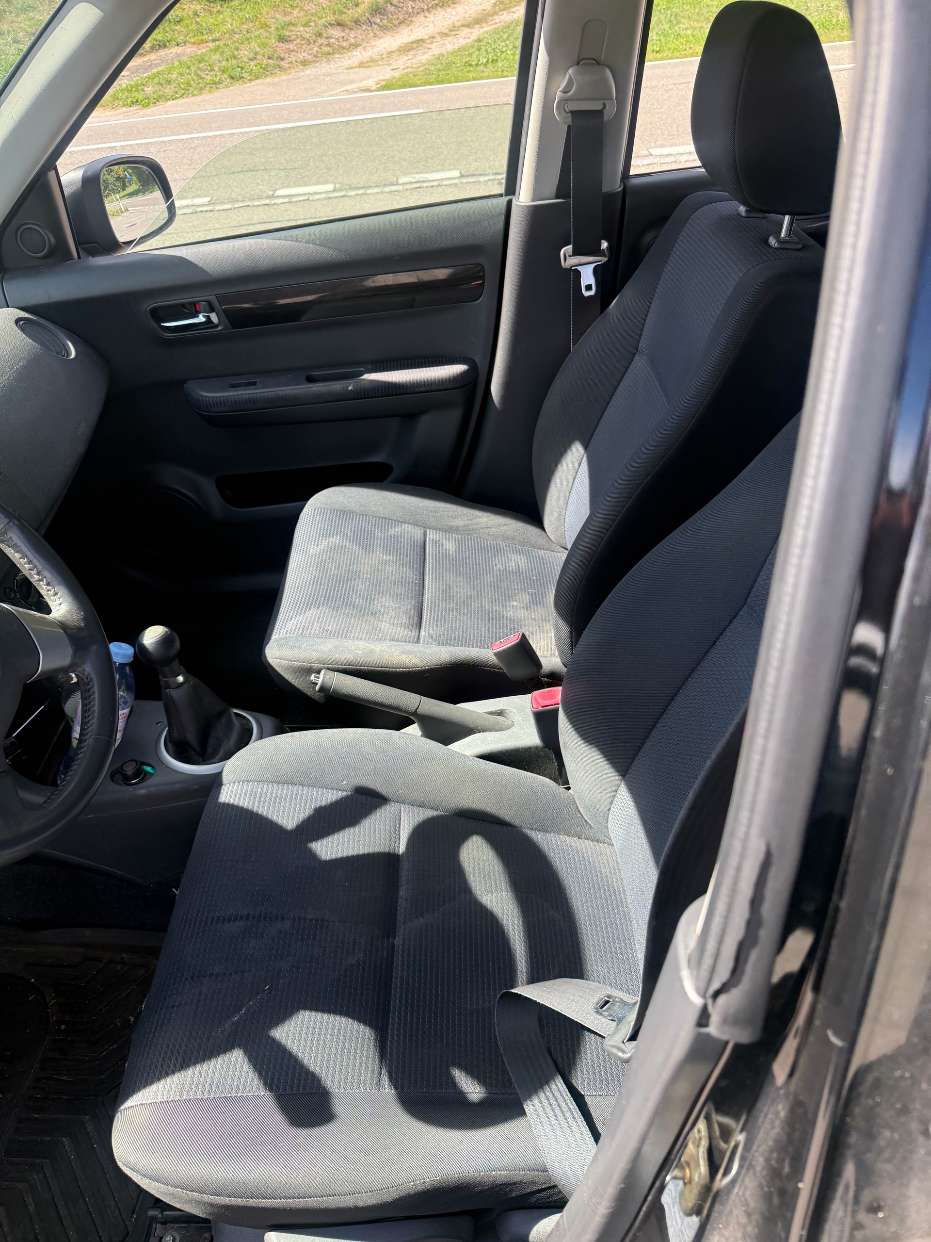 SUZUKI Swift 1.3i 16V GL-image-4