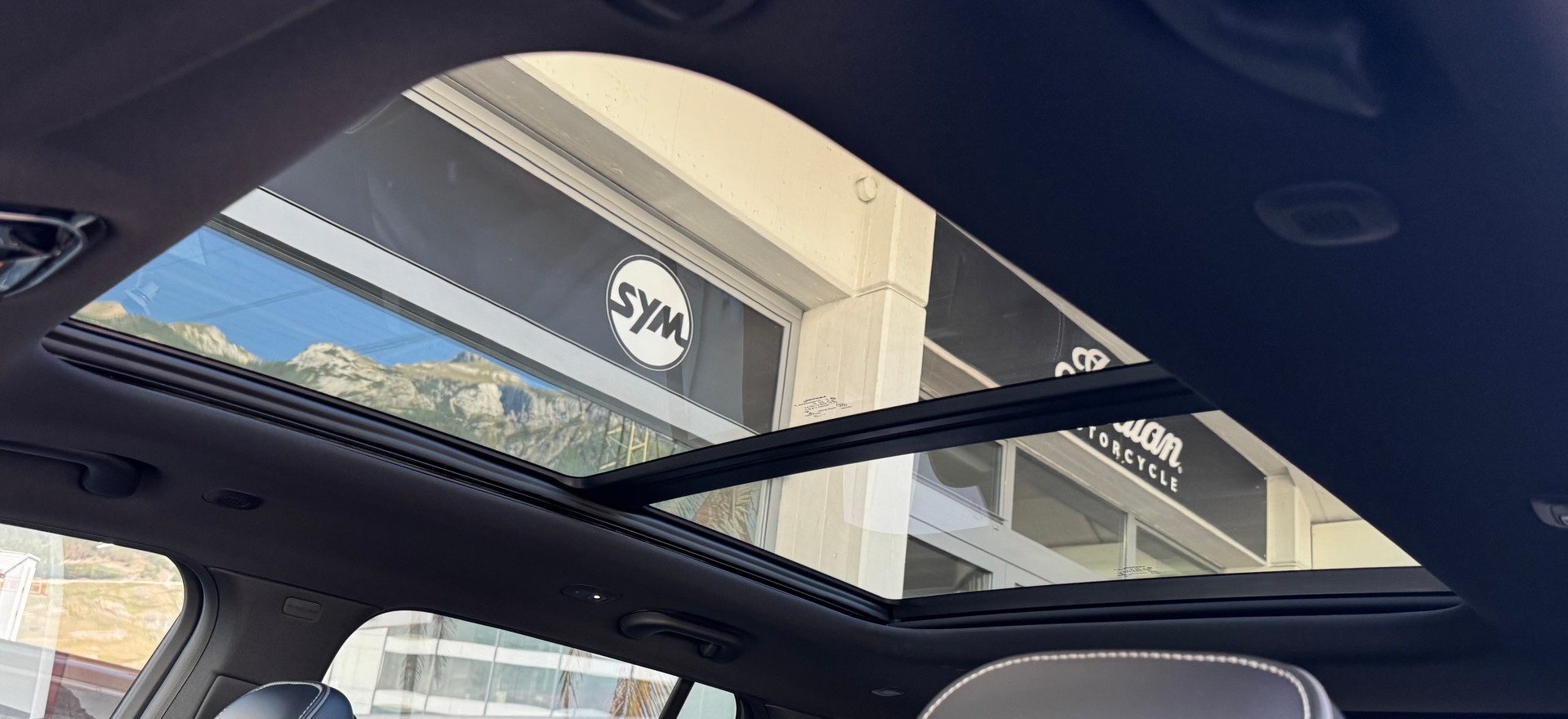 JEEP Grand Cherokee 2.0 Plug-in-Hybrid Overland 4xe-image-8