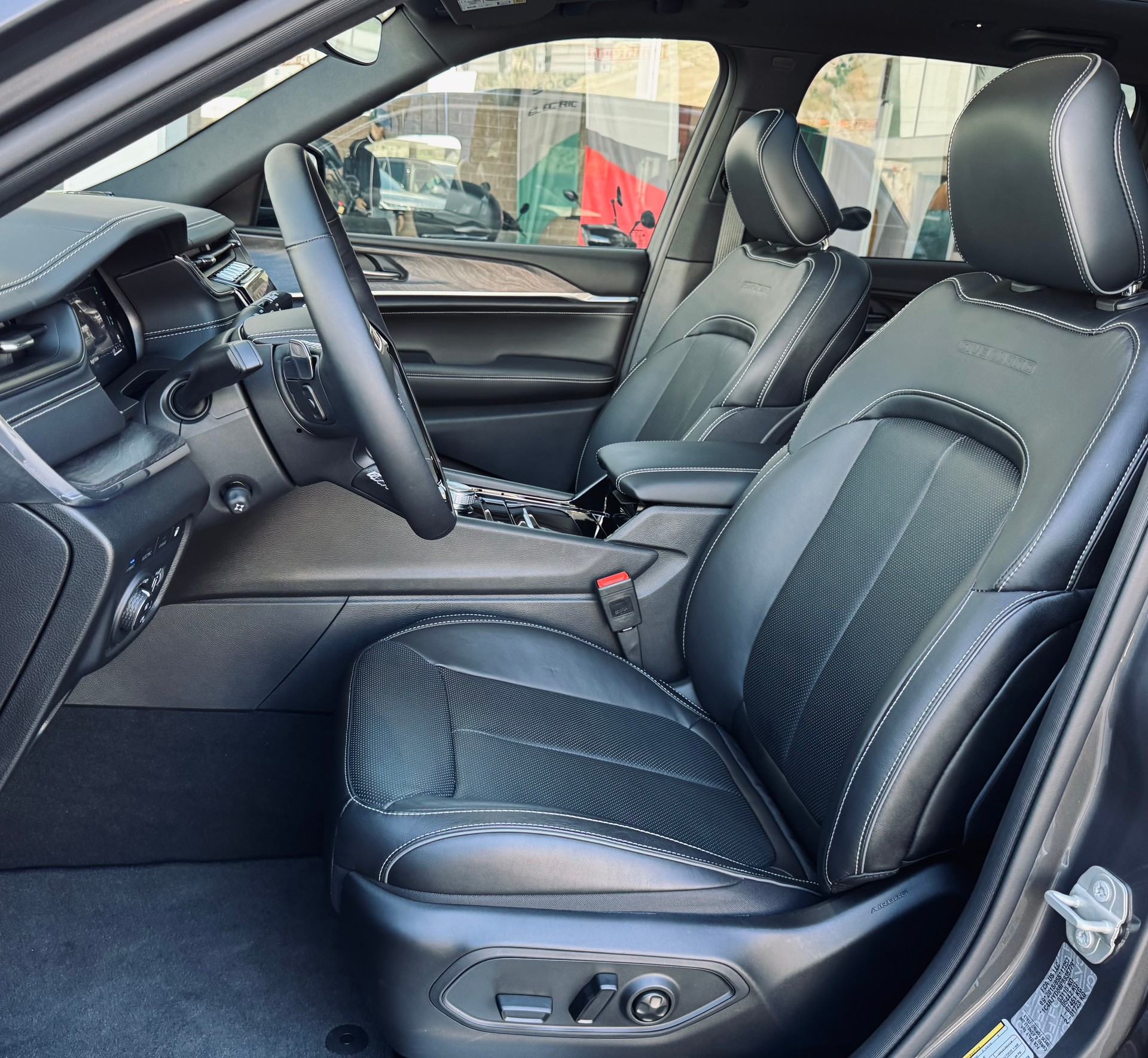JEEP Grand Cherokee 2.0 Plug-in-Hybrid Overland 4xe-image-7