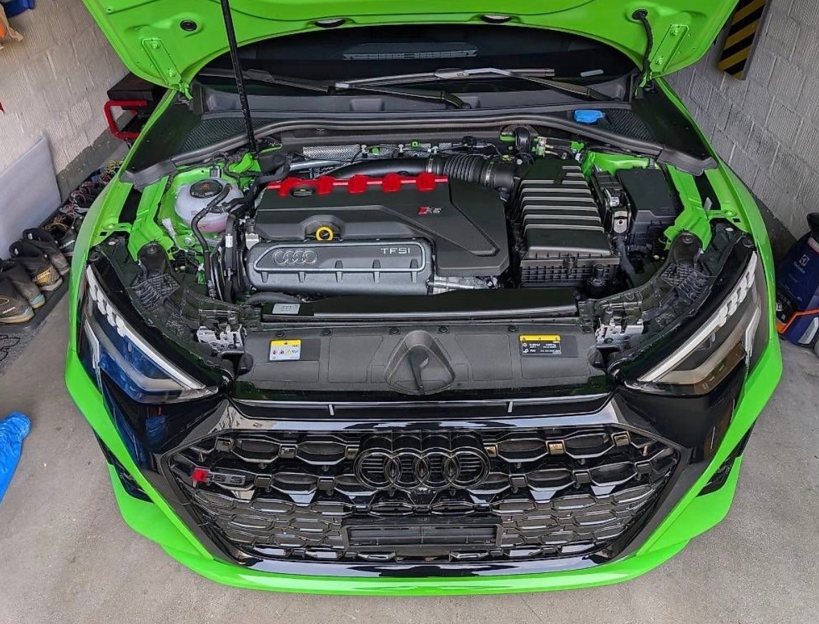 AUDI 2.5 TFSI quattro S tronic | 1. Hand | Akrapovič Abgasanlage | Gratis Service bis 2033 | Leasingübernahme möglich.-image-4