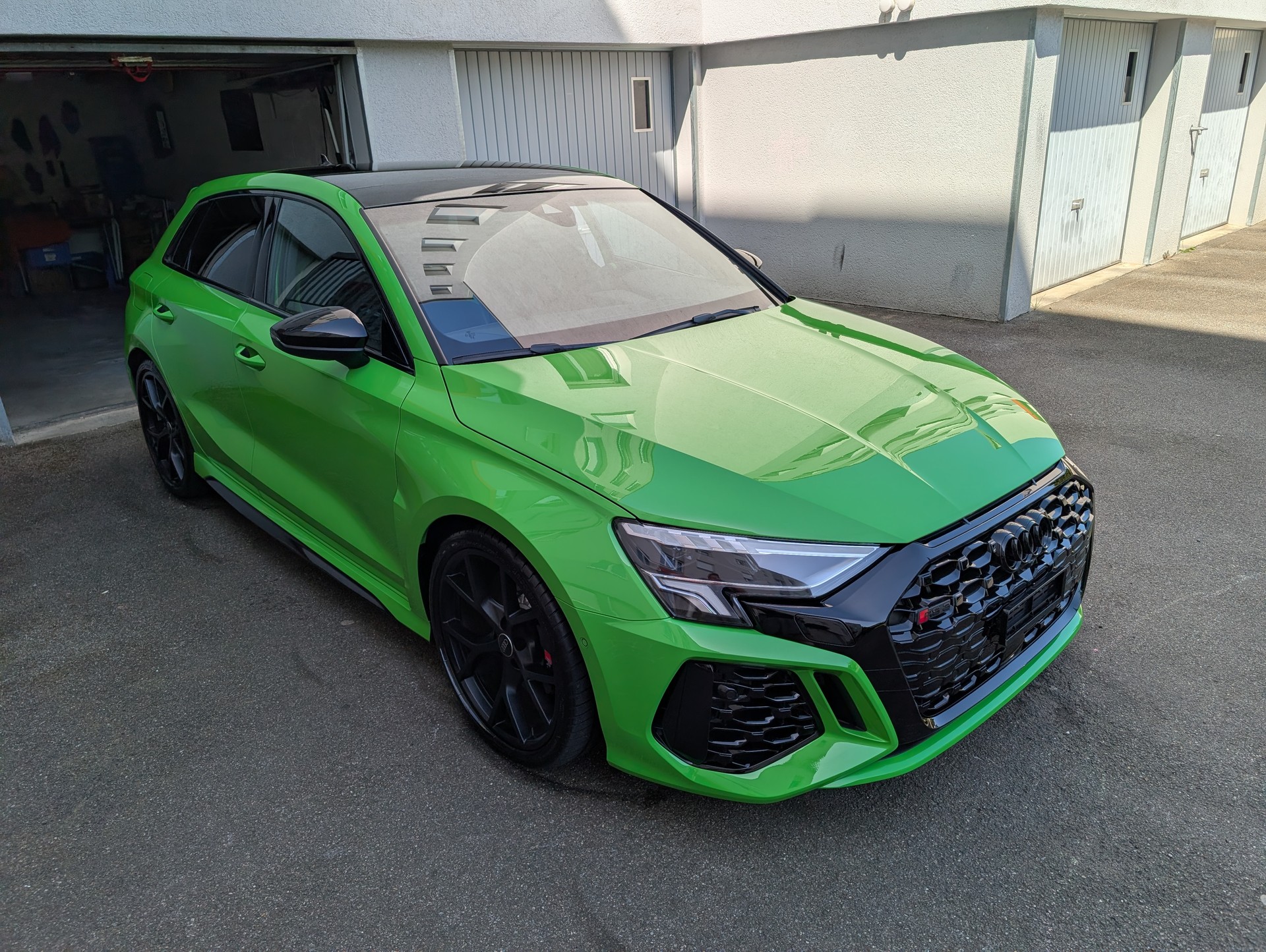AUDI 2.5 TFSI quattro Sportback-image-3