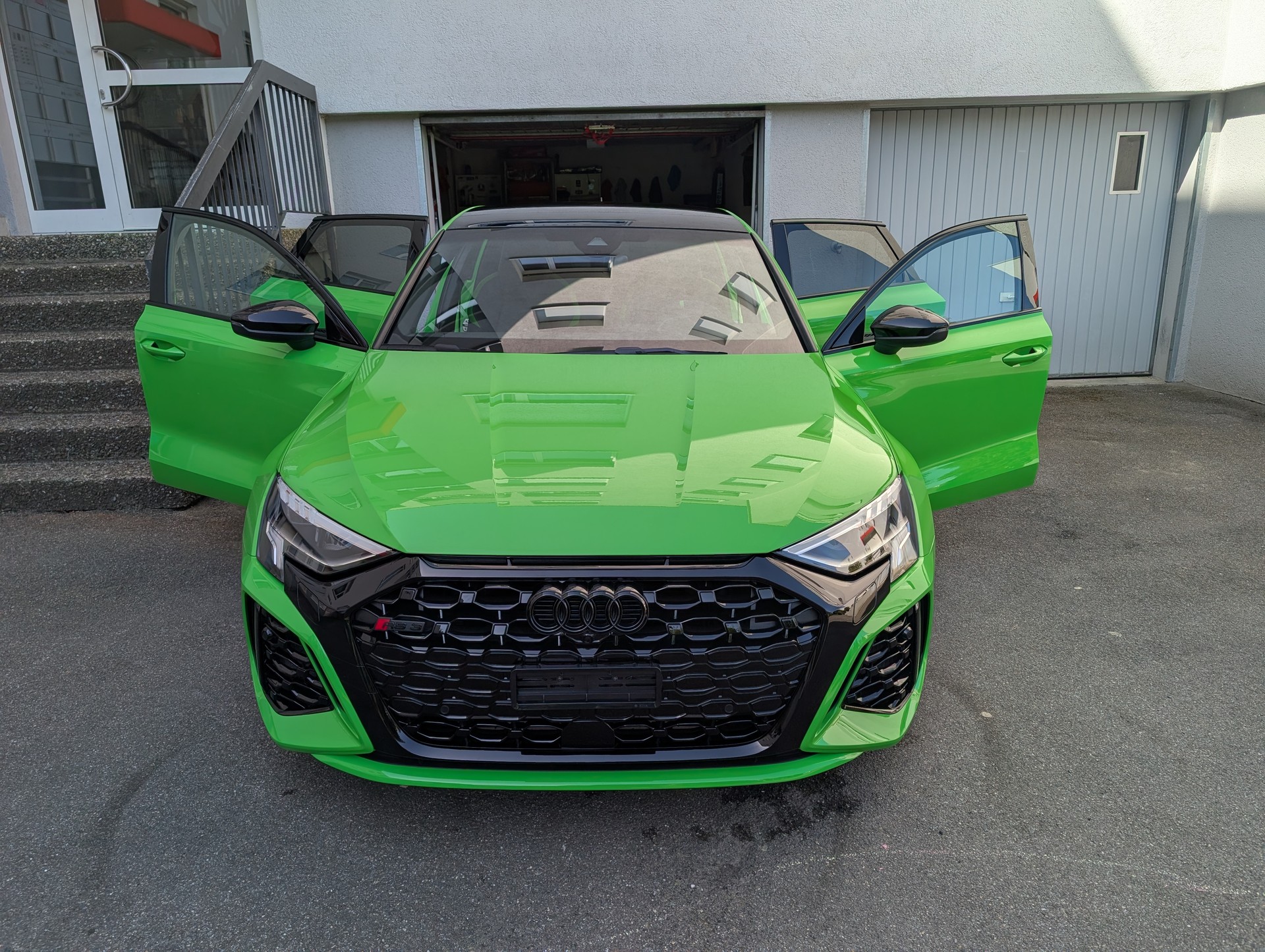 AUDI 2.5 TFSI quattro Sportback-image-1