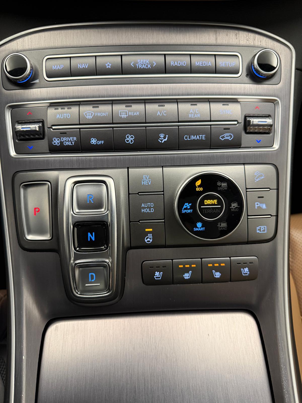 HYUNDAI Santa Fe 1.6 T-GDi PHEV Vertex-image-21