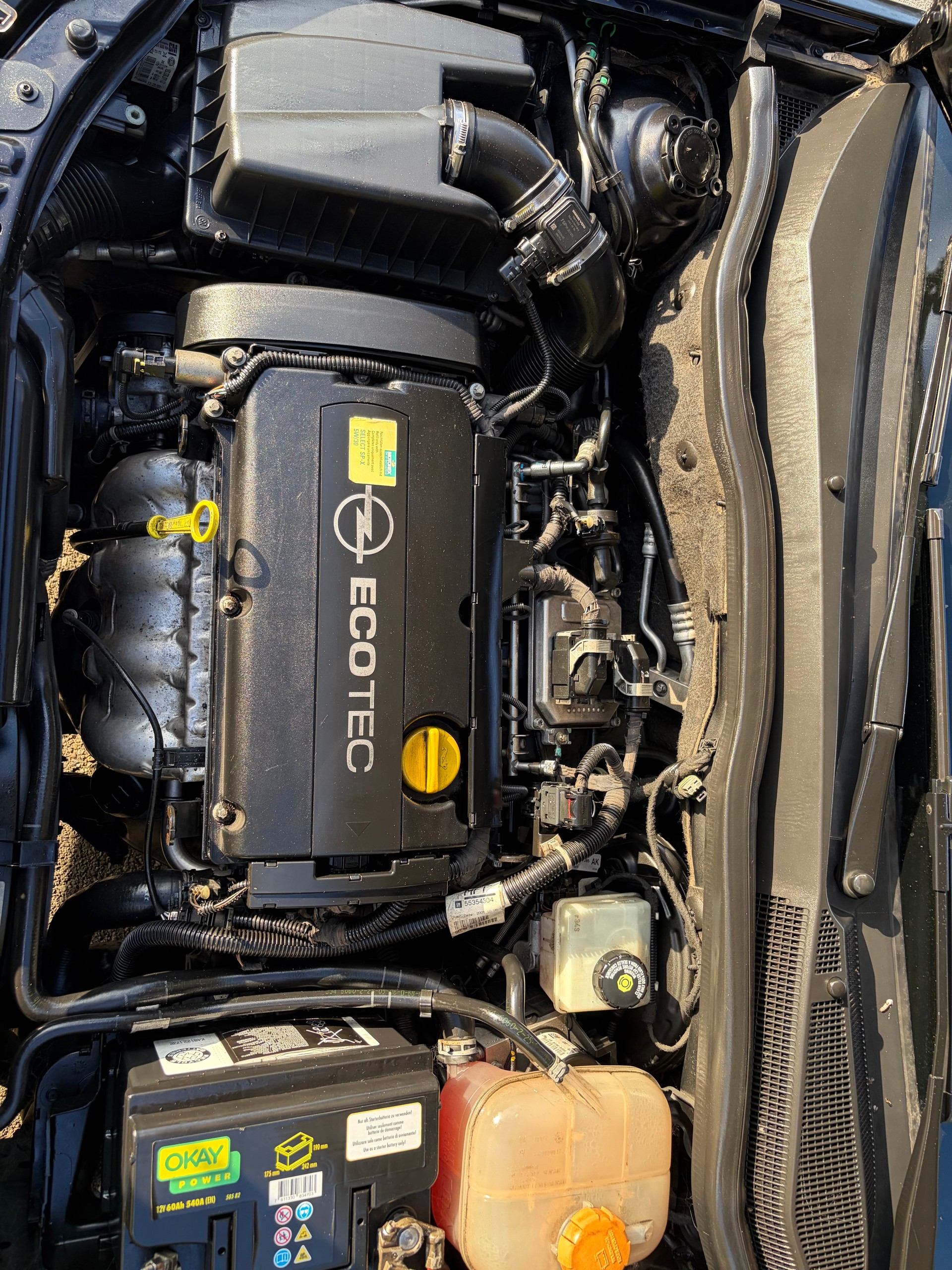 OPEL Astra GTC 1.8i 16V Sport-image-9