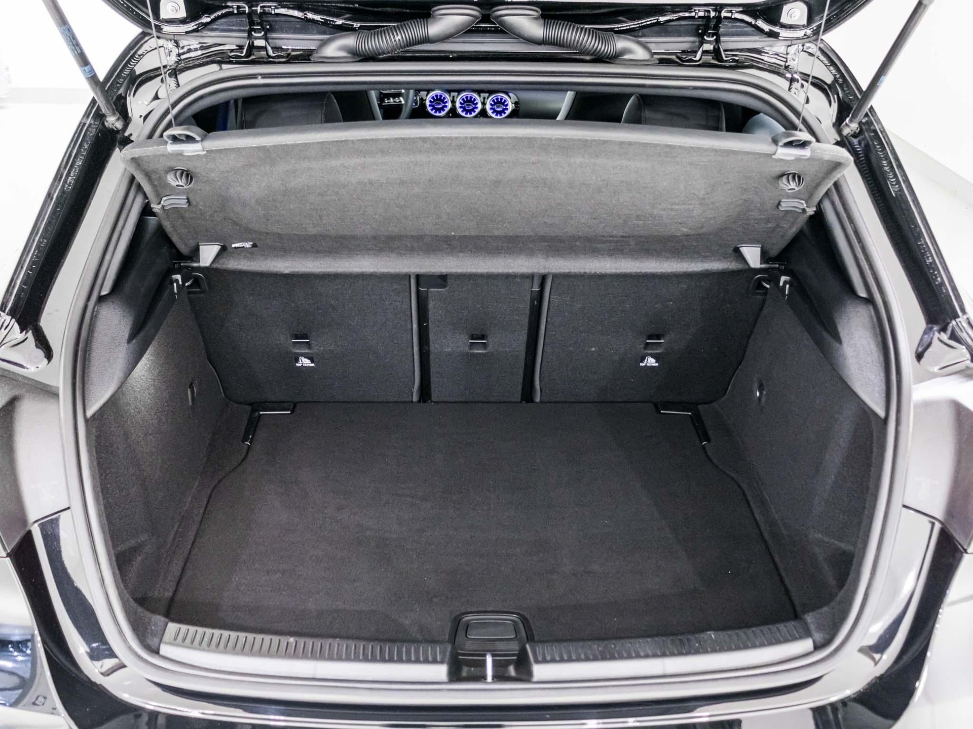 MERCEDES-BENZ A 180-image-13