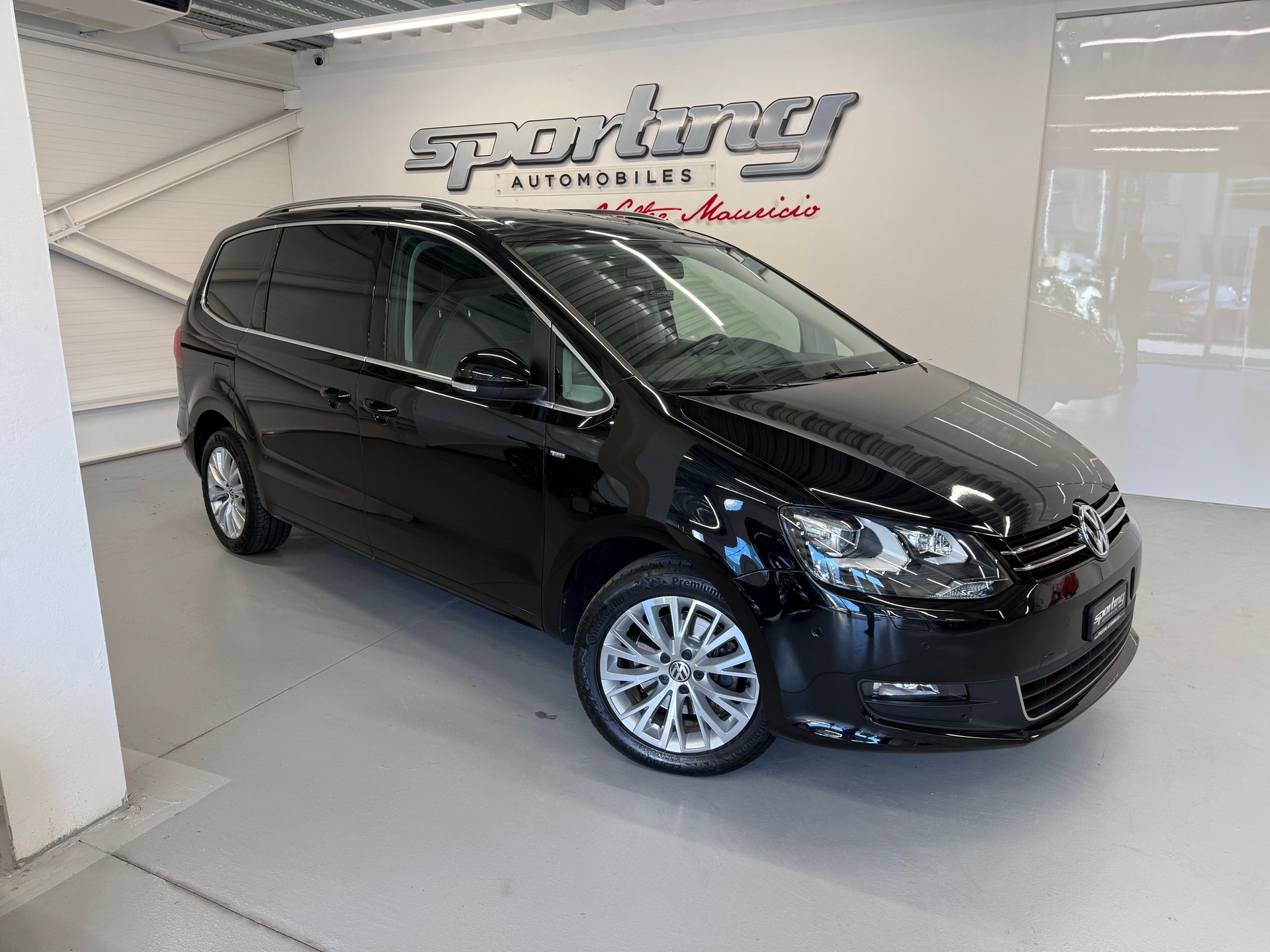 VW Sharan 2.0 TDI BlueMotion Technology Cup-image-2