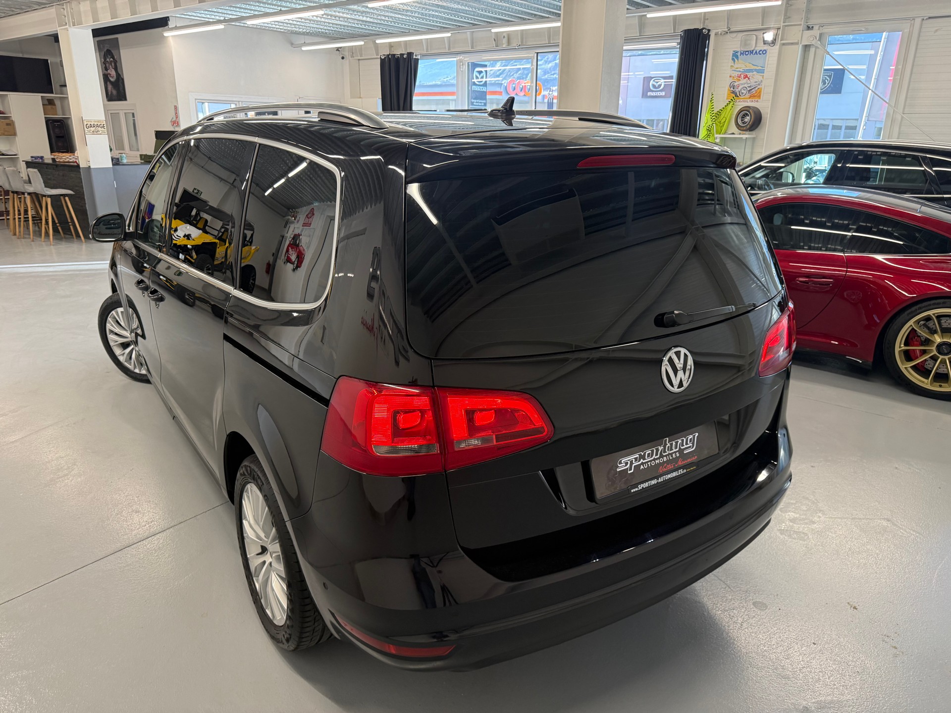 VW Sharan 2.0 TDI BlueMotion Technology Cup-image-8