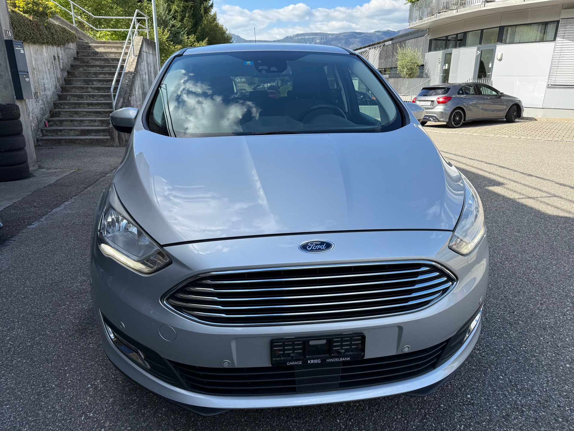FORD C-Max 1.5 SCTi Titanium Automat-image-0