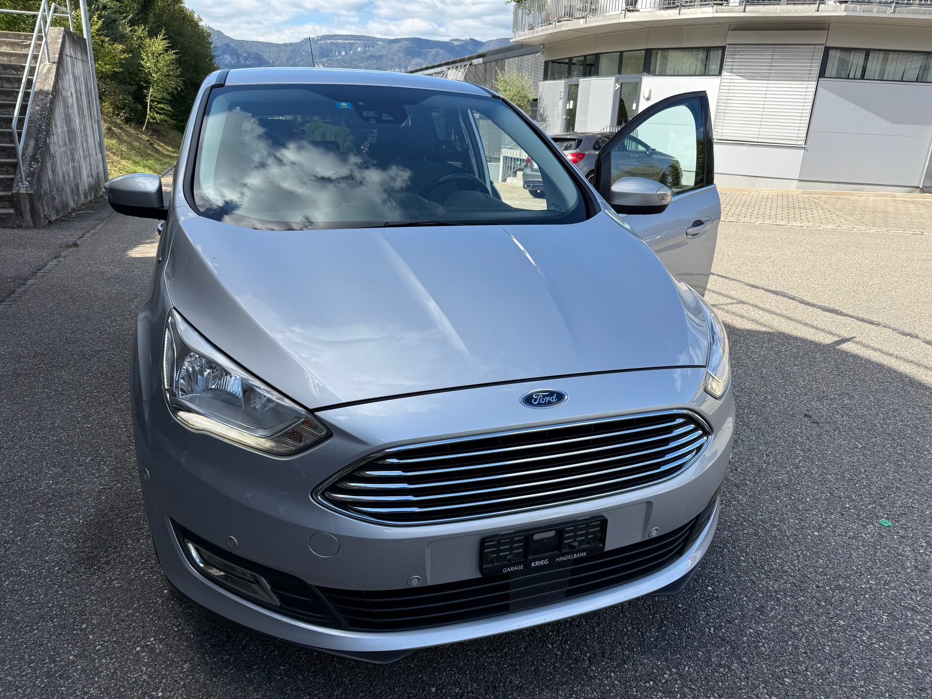 FORD C-Max 1.5 SCTi Titanium Automat-image-11