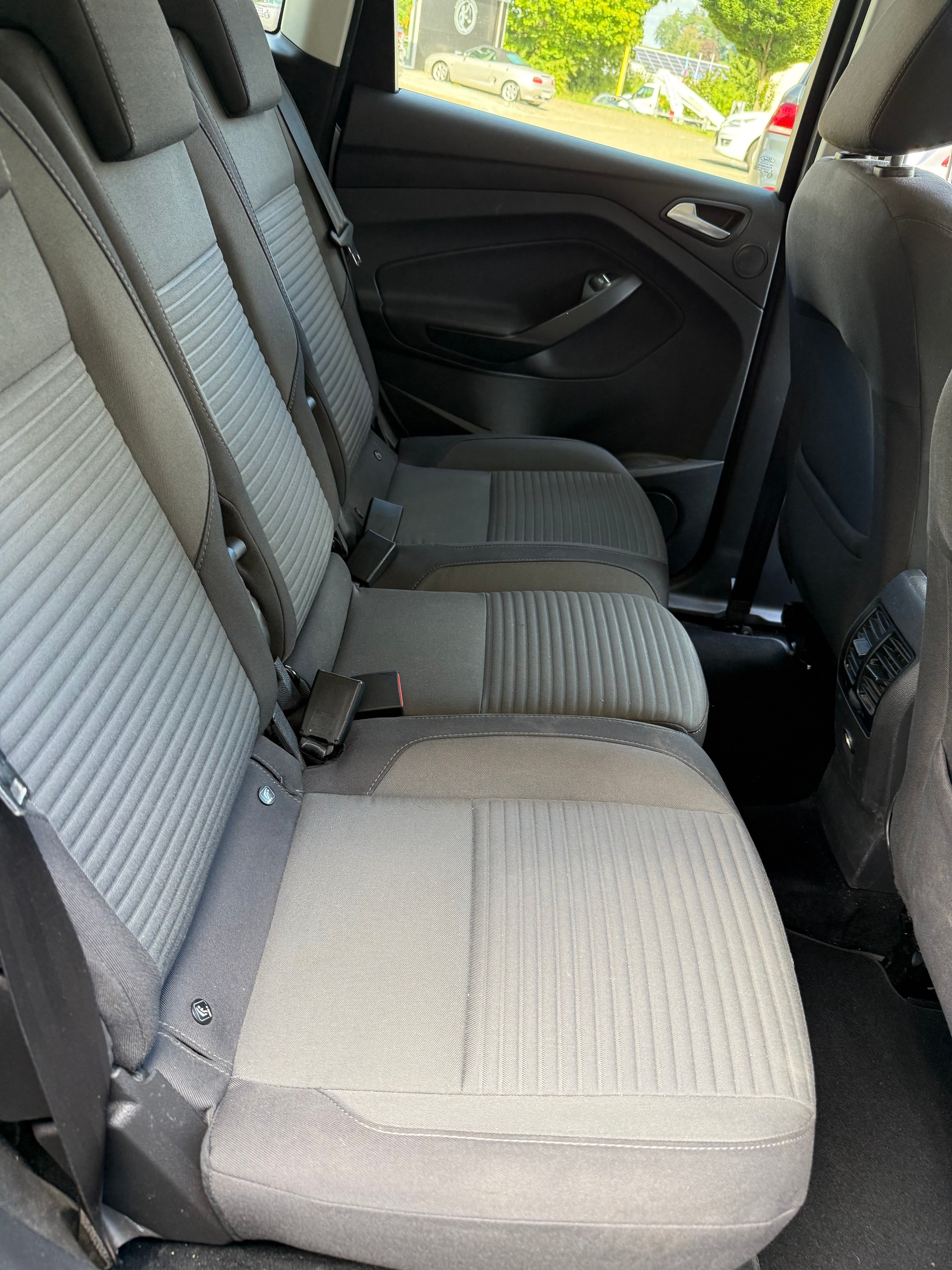 FORD C-Max 1.5 SCTi Titanium Automat-image-10