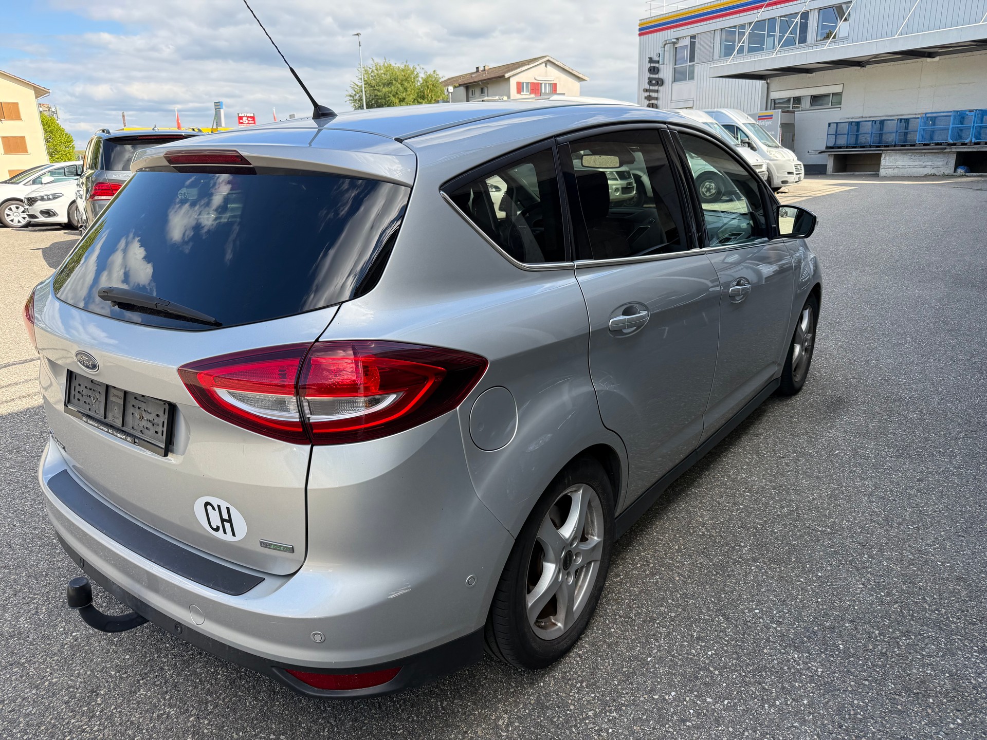 FORD C-Max 1.5 SCTi Titanium Automat-image-9