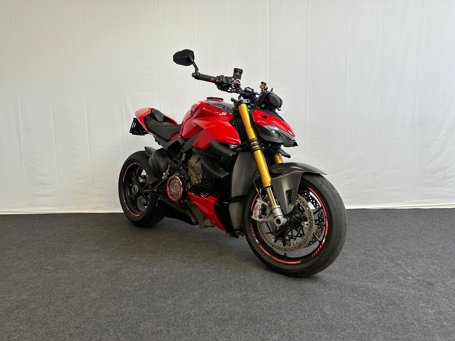 DUCATI Streetfighter V4 S-showroom-element-2