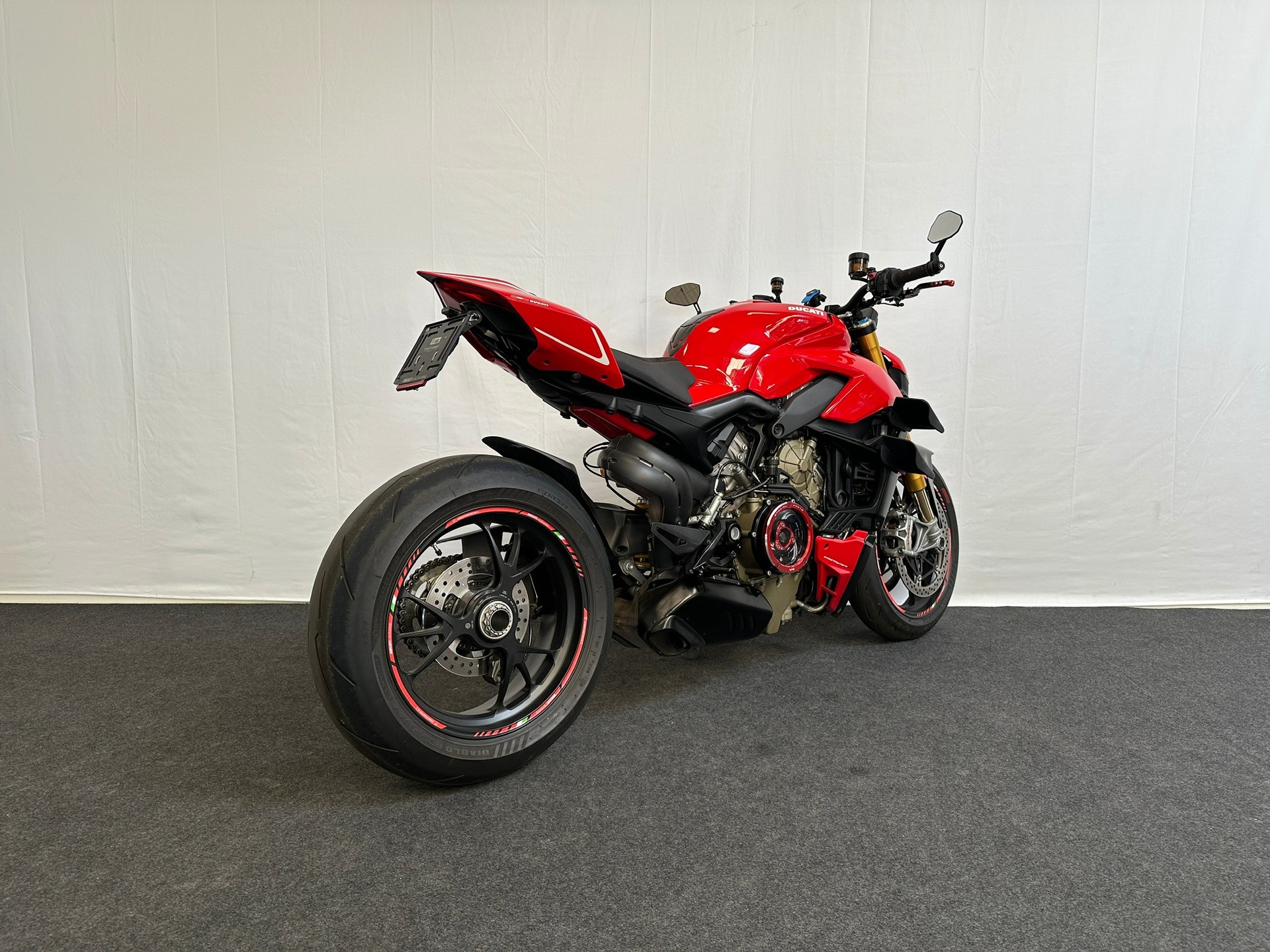 DUCATI Streetfighter V4 S-image-6