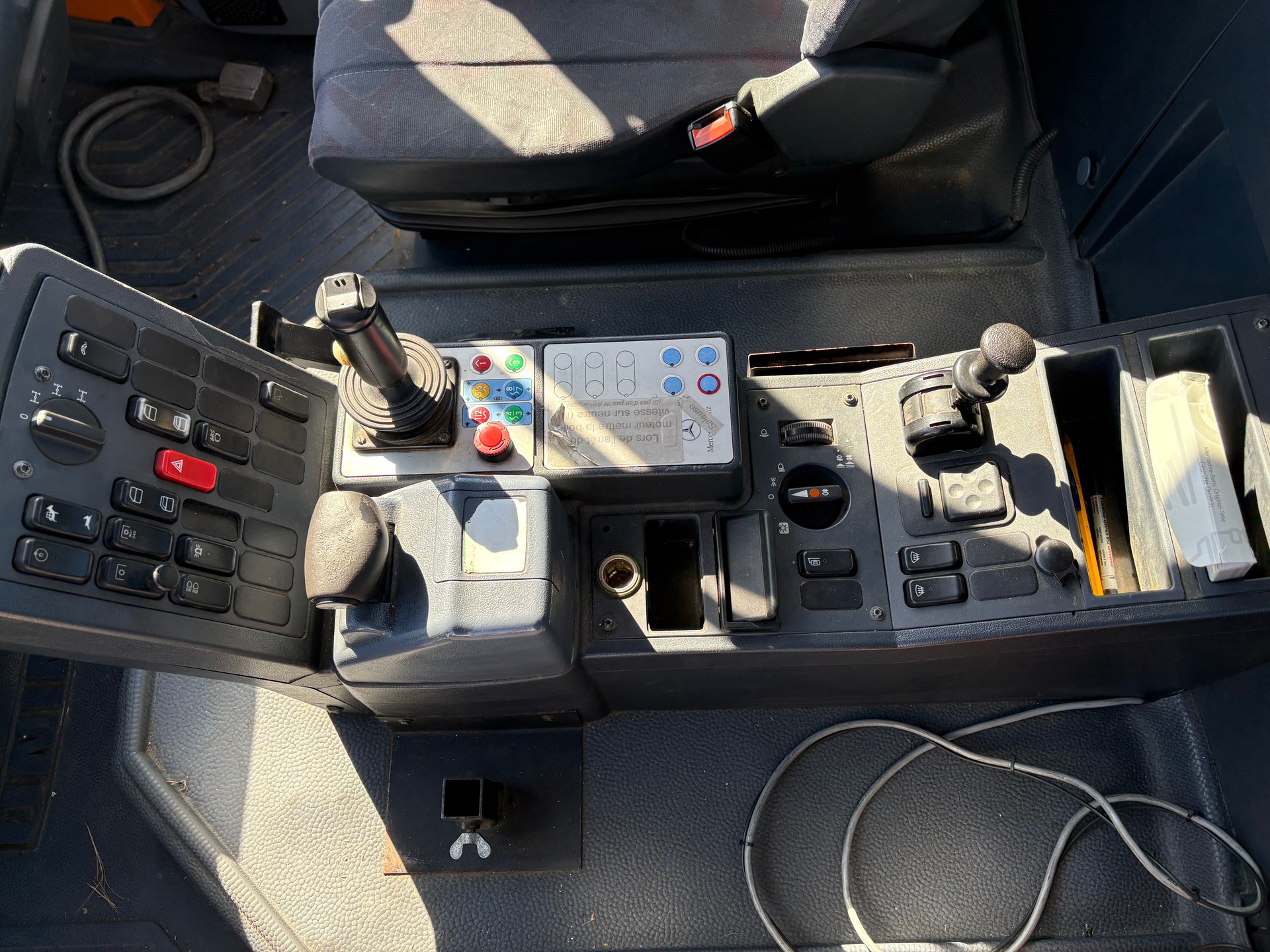 UNIMOG U400-image-9