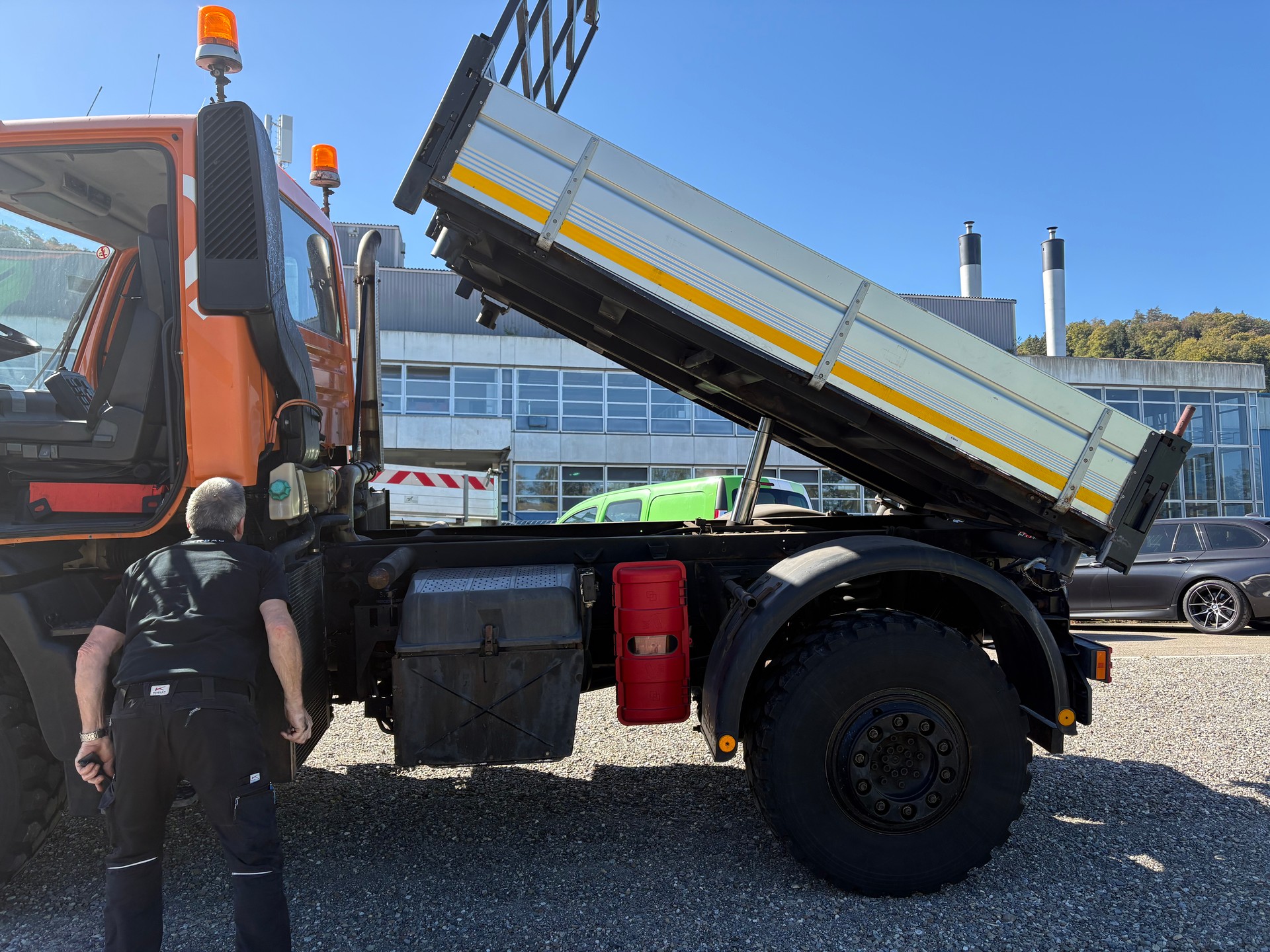 UNIMOG U400-image-7