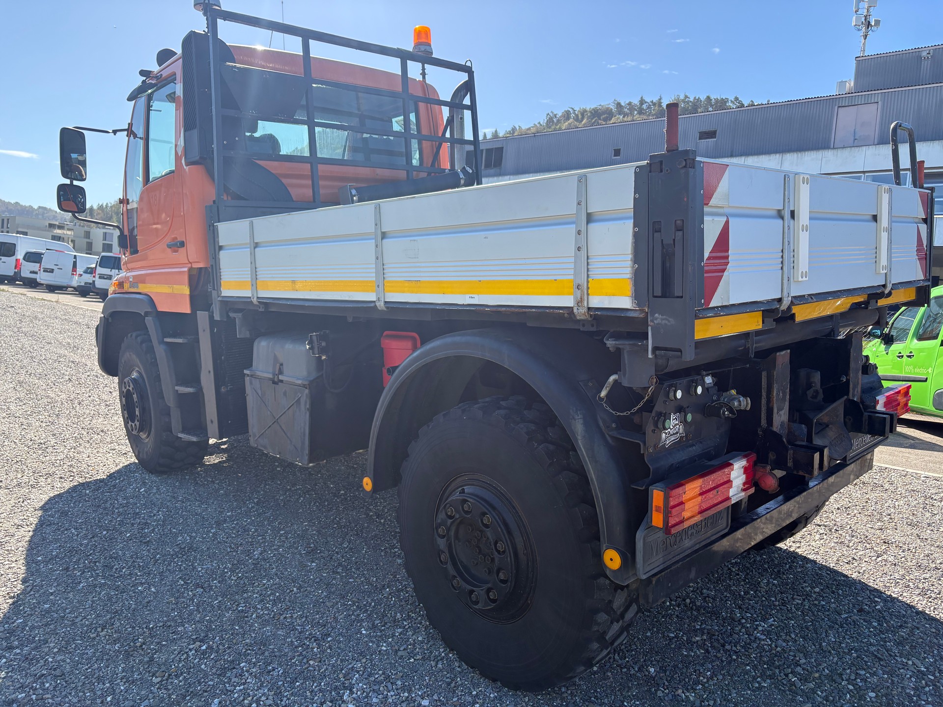 UNIMOG U400-image-6