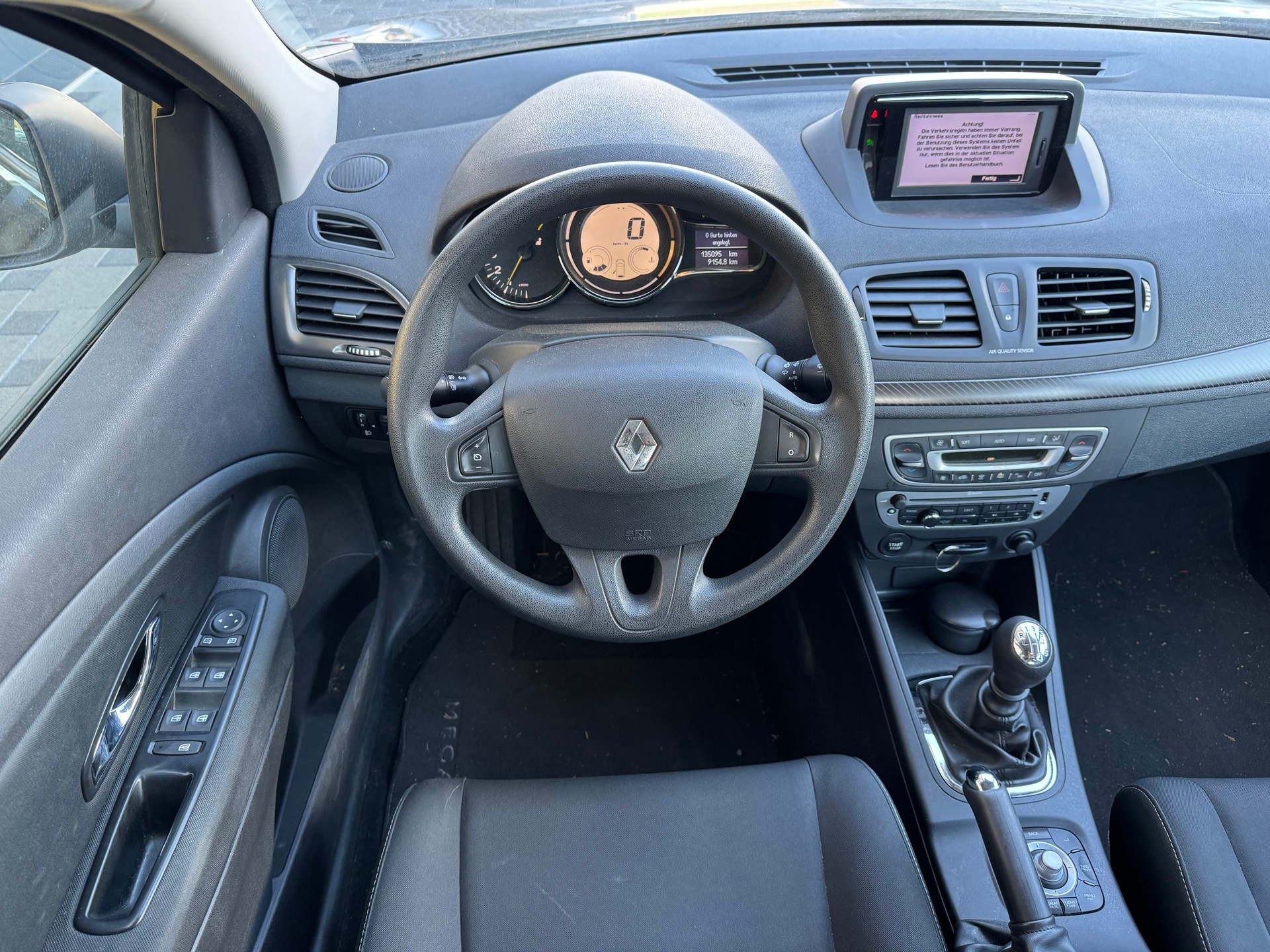 RENAULT Mégane 1.2 16V Turbo Dynamique-image-12