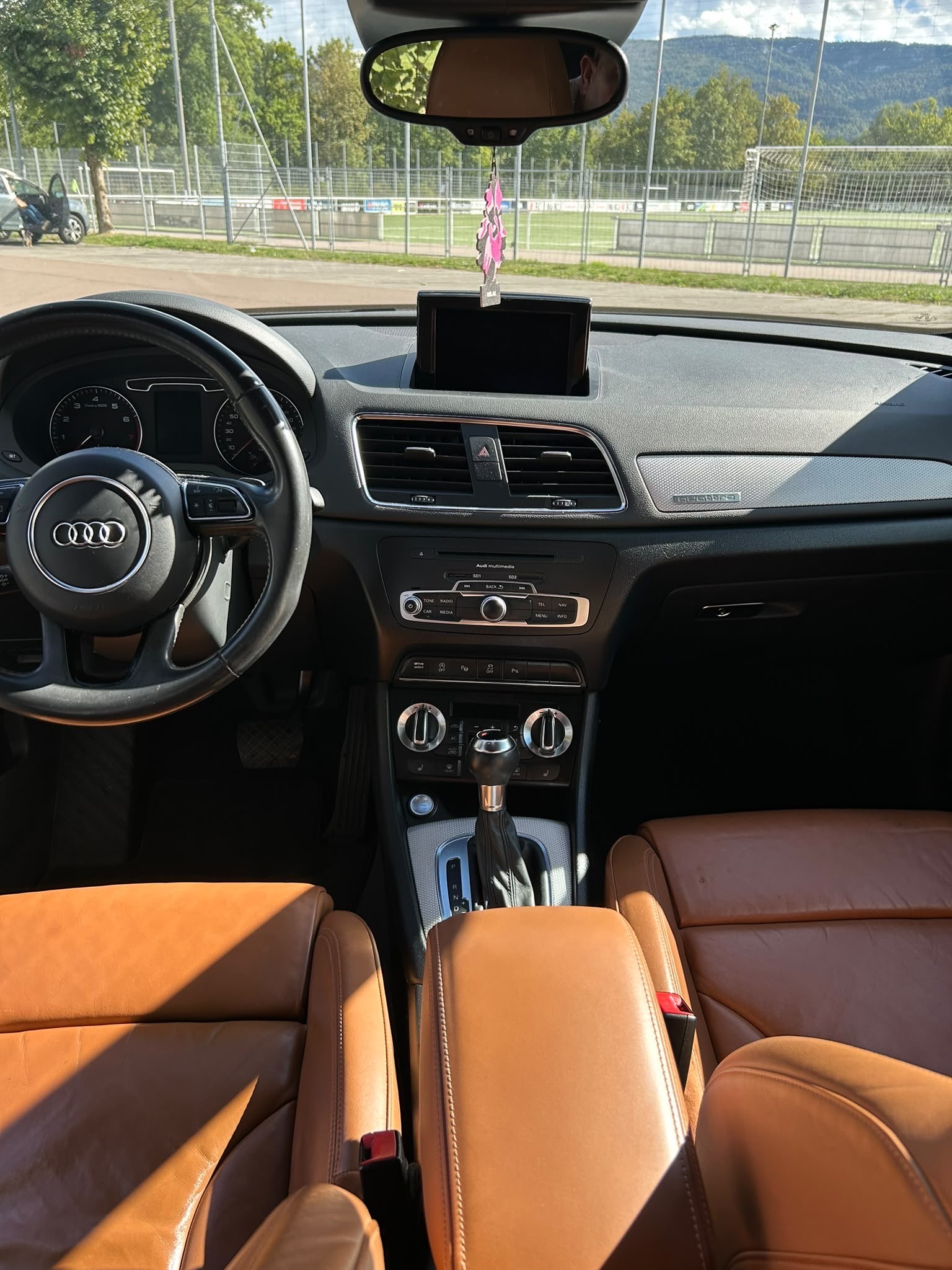 AUDI 2.0 TFSI quattro S-Tronic-image-3