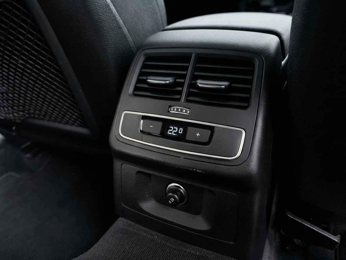 AUDI A4 Avant 35 TDI advanced S-tronic-image-29