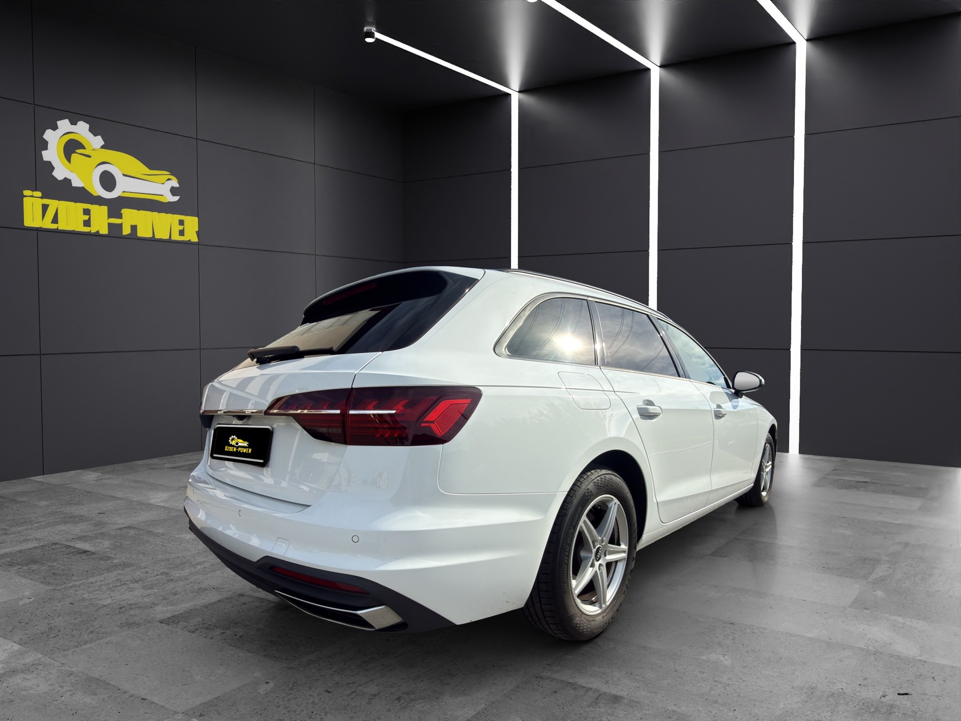 AUDI A4 Avant 35 TDI advanced S-tronic-image-4