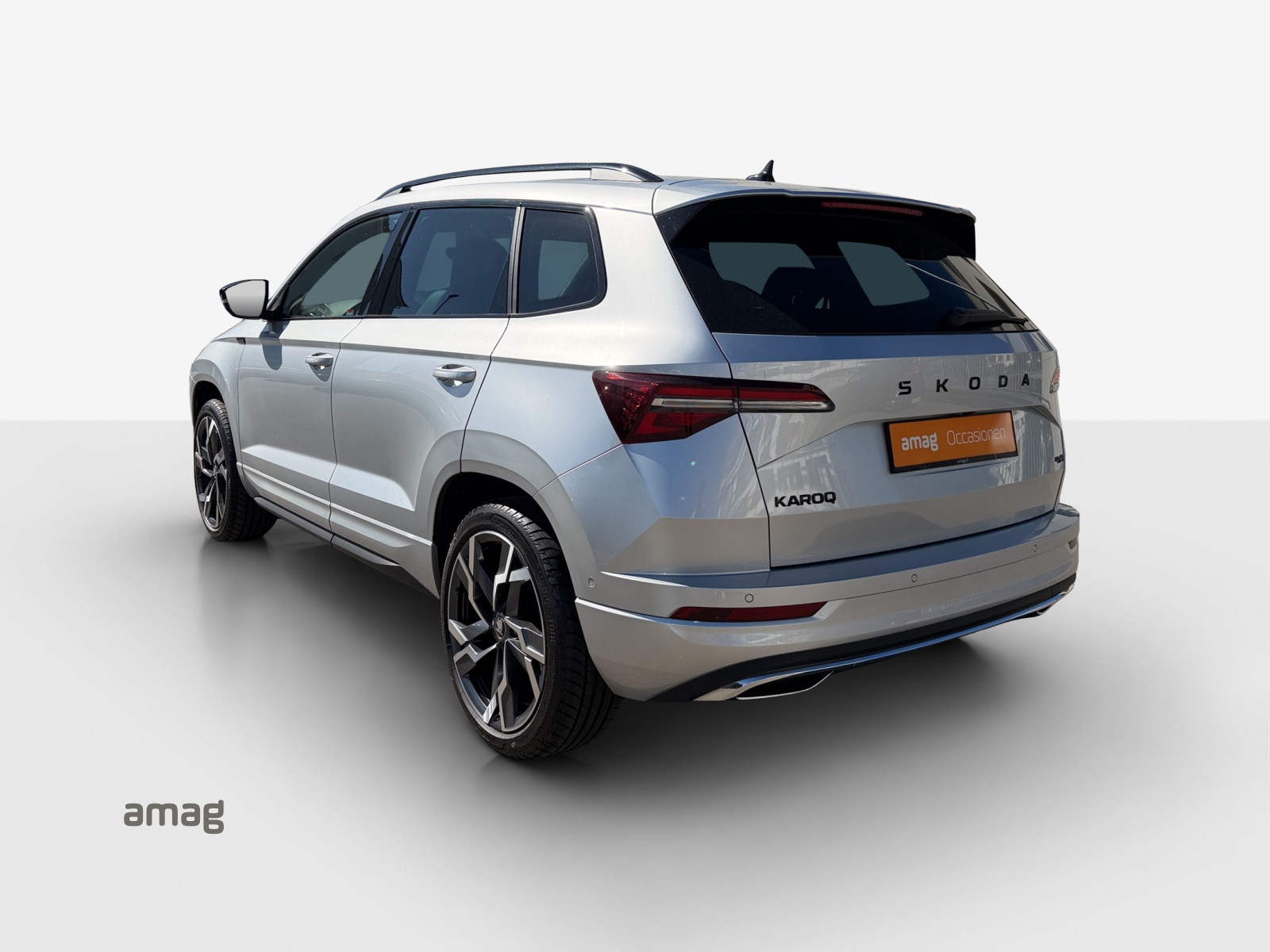 SKODA Karoq 2.0 TSI SportLine 4x4 DSG-image-2