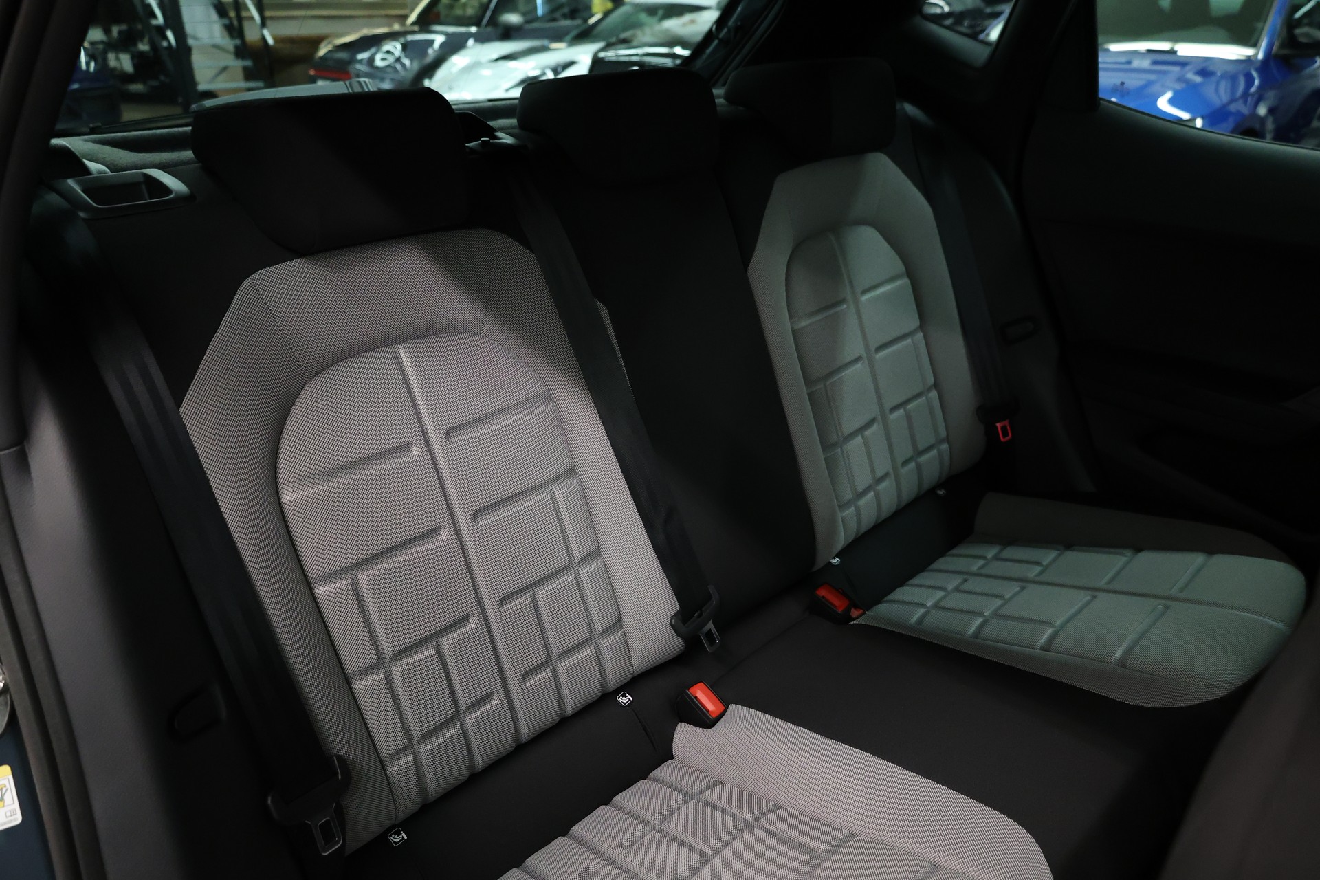 SEAT Ibiza 1.0 TSI 115 FR DSG-image-22