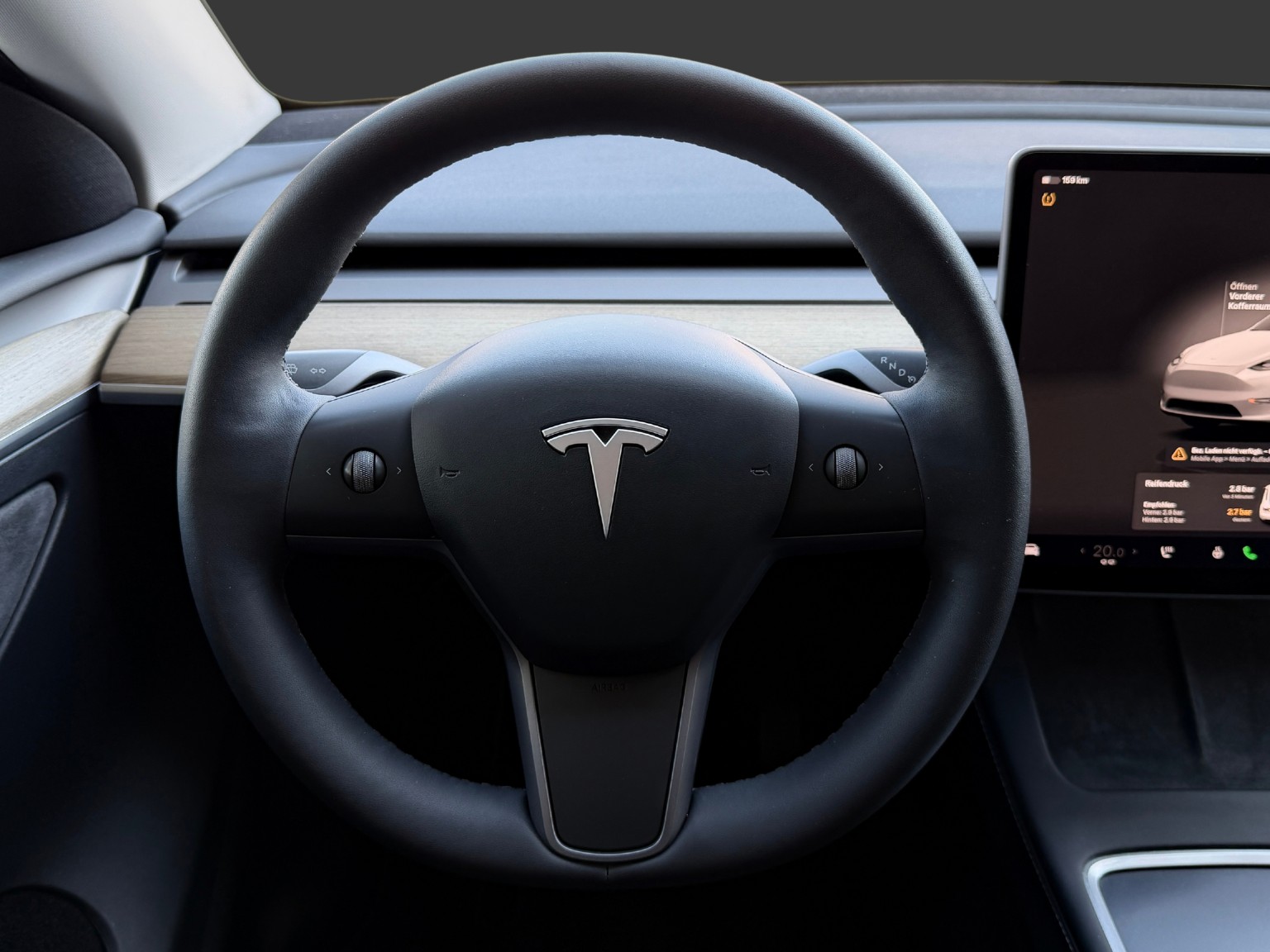 TESLA Model Y RWD-image-16