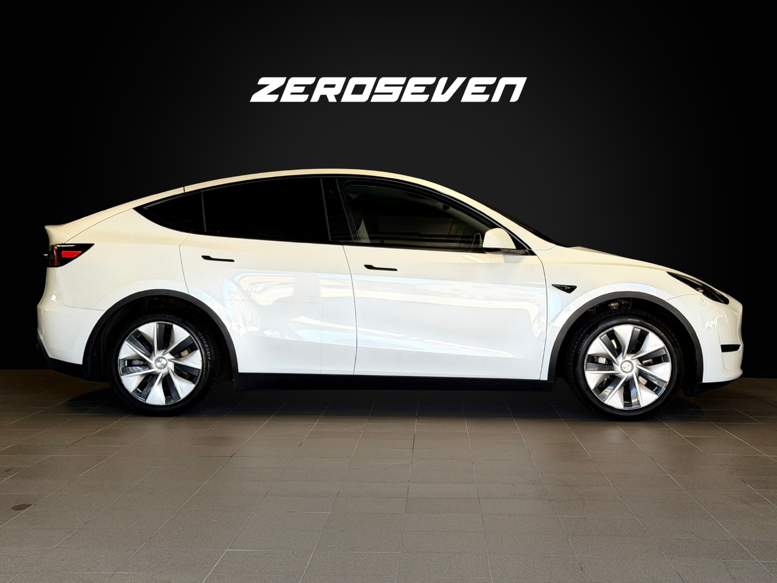TESLA Model Y RWD-image-8