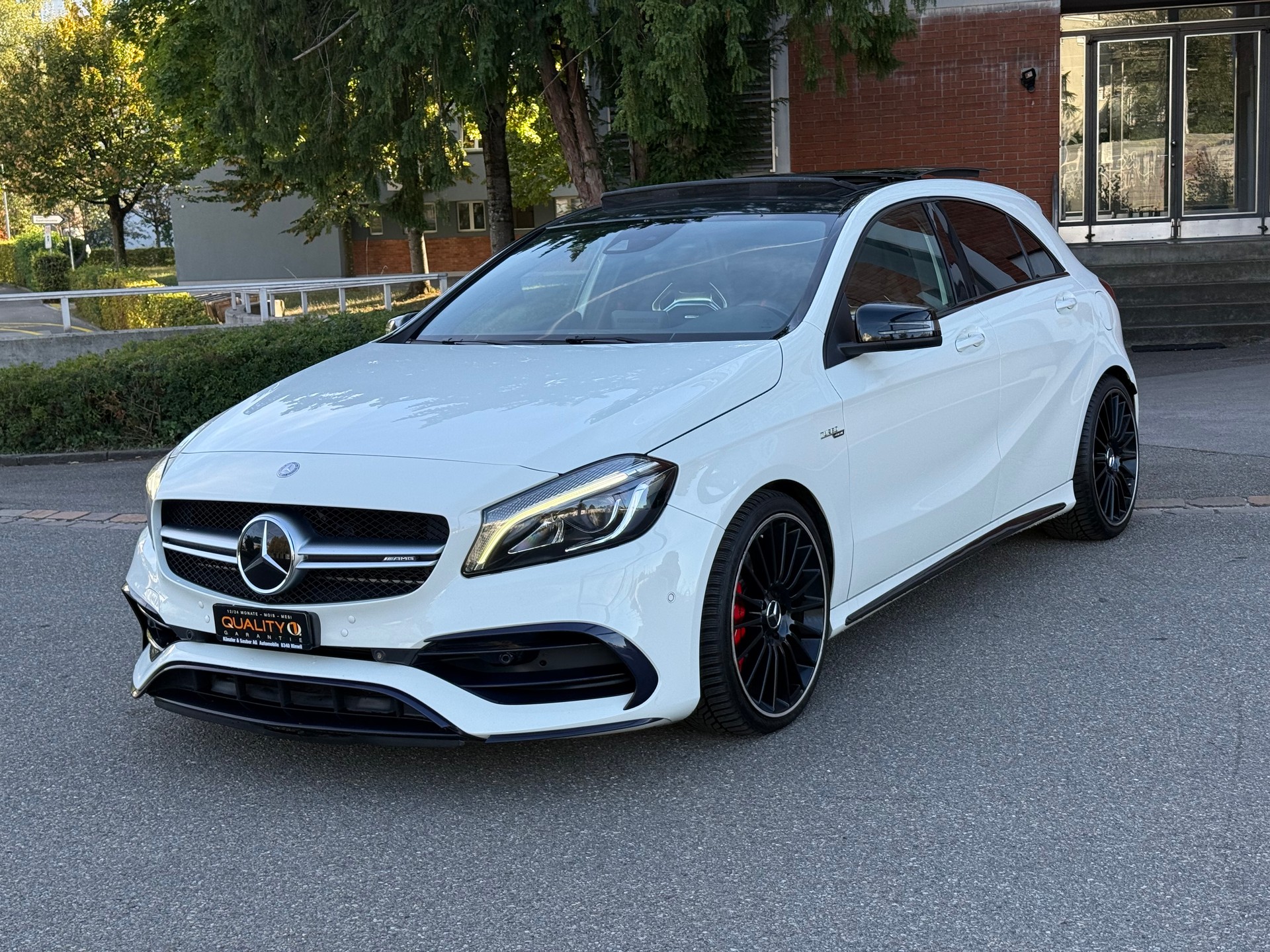 MERCEDES-BENZ A 45 AMG 4Matic Petronas 2015 Edition 7G-DCT-image-1
