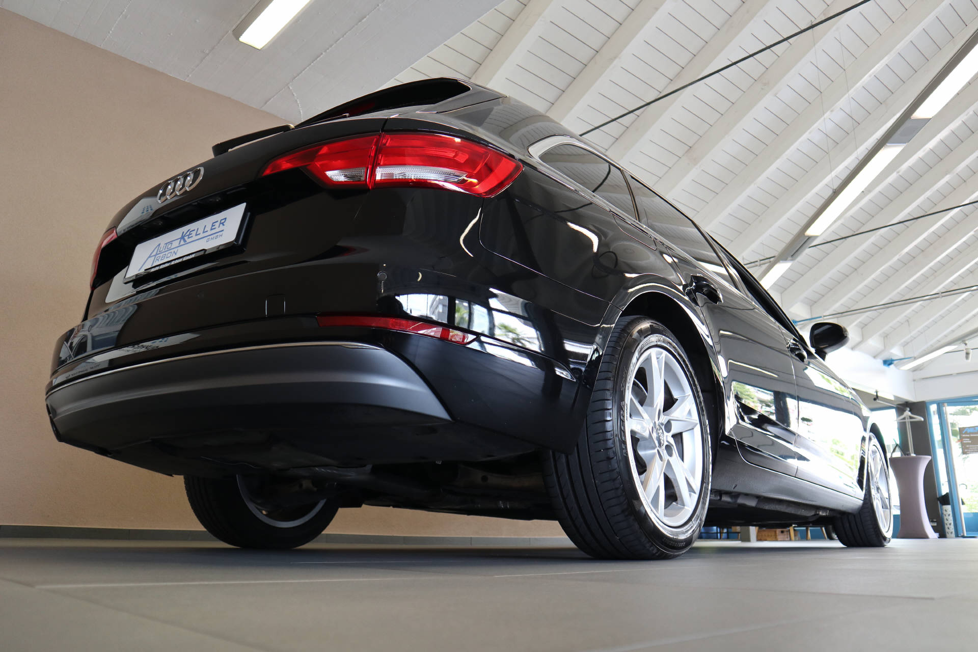 AUDI A4 Avant 2.0 TDI Sport-image-5