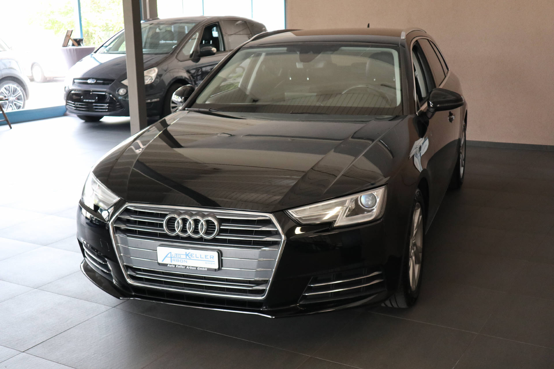 AUDI A4 Avant 2.0 TDI Sport-image-3