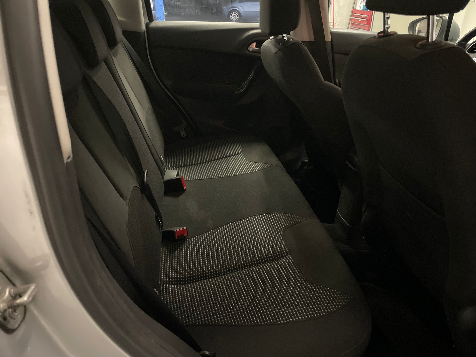 CITROEN C3 1.6i 16V Exclusive-image-14