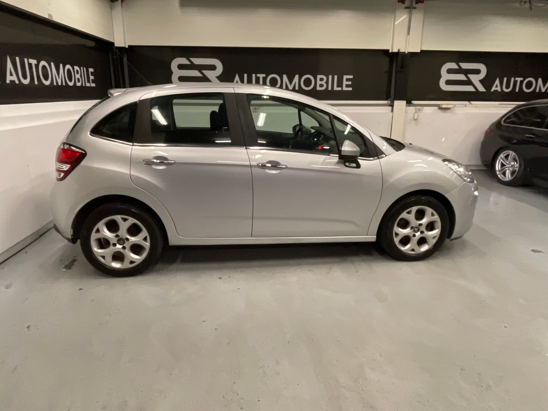 CITROEN C3 1.6i 16V Exclusive-image-4