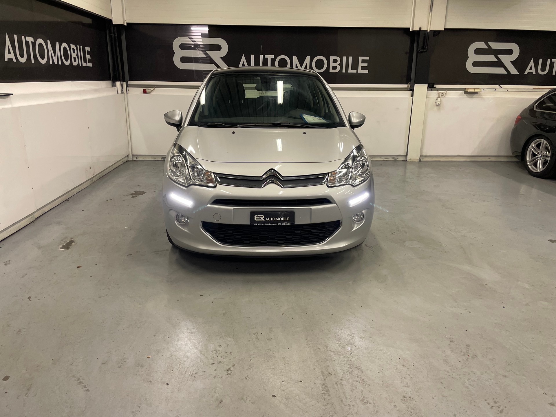 CITROEN C3 1.6i 16V Exclusive-image-2