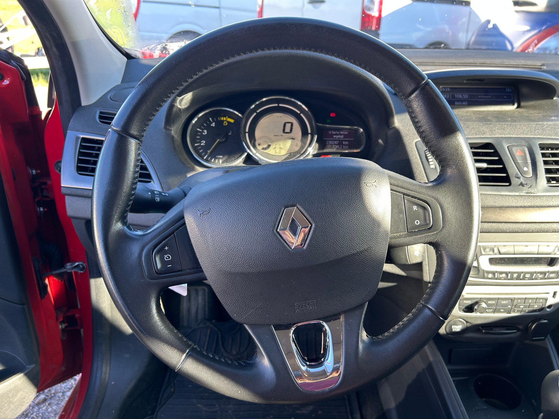 RENAULT Mégane Grandtour 1.5 dCi Bose-image-7