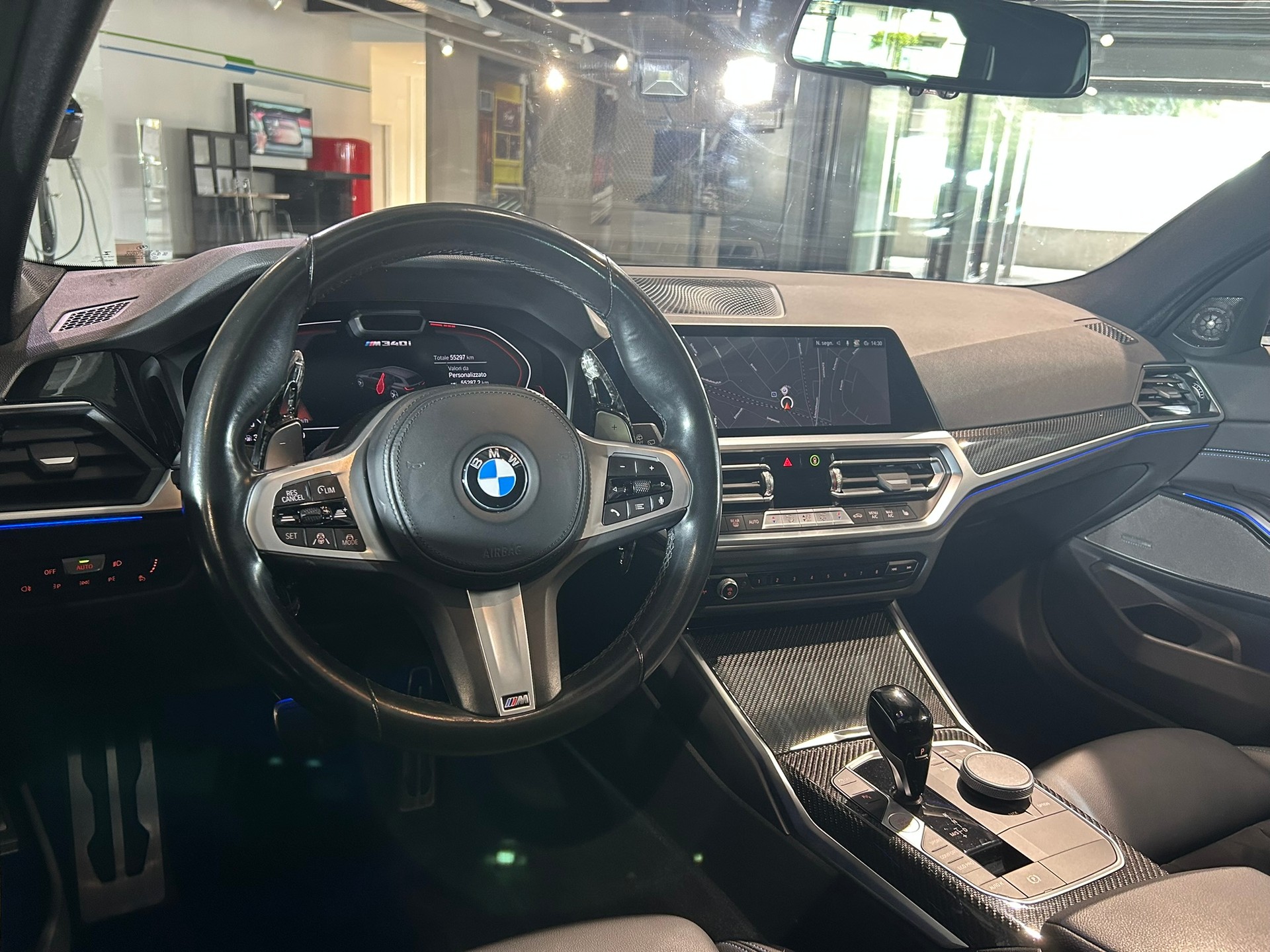 BMW M340i xDrive 48V Touring Steptronic-image-22