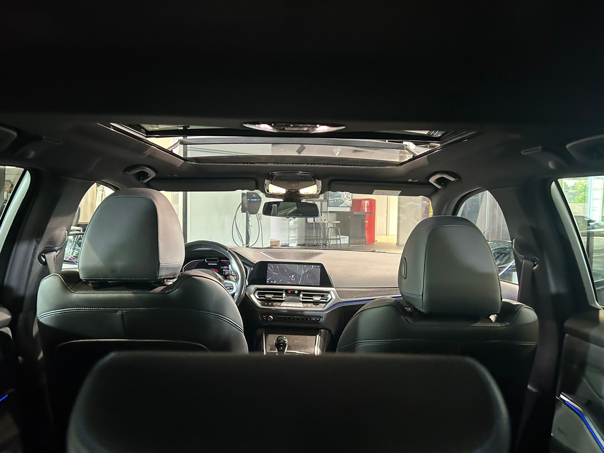 BMW M340i xDrive 48V Touring Steptronic-image-18