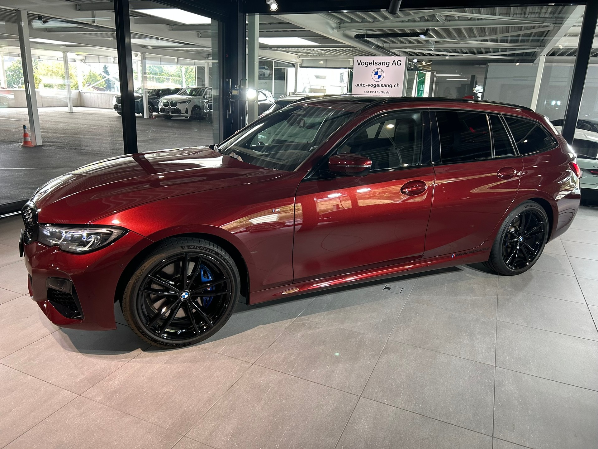 BMW M340i xDrive 48V Touring Steptronic-image-2