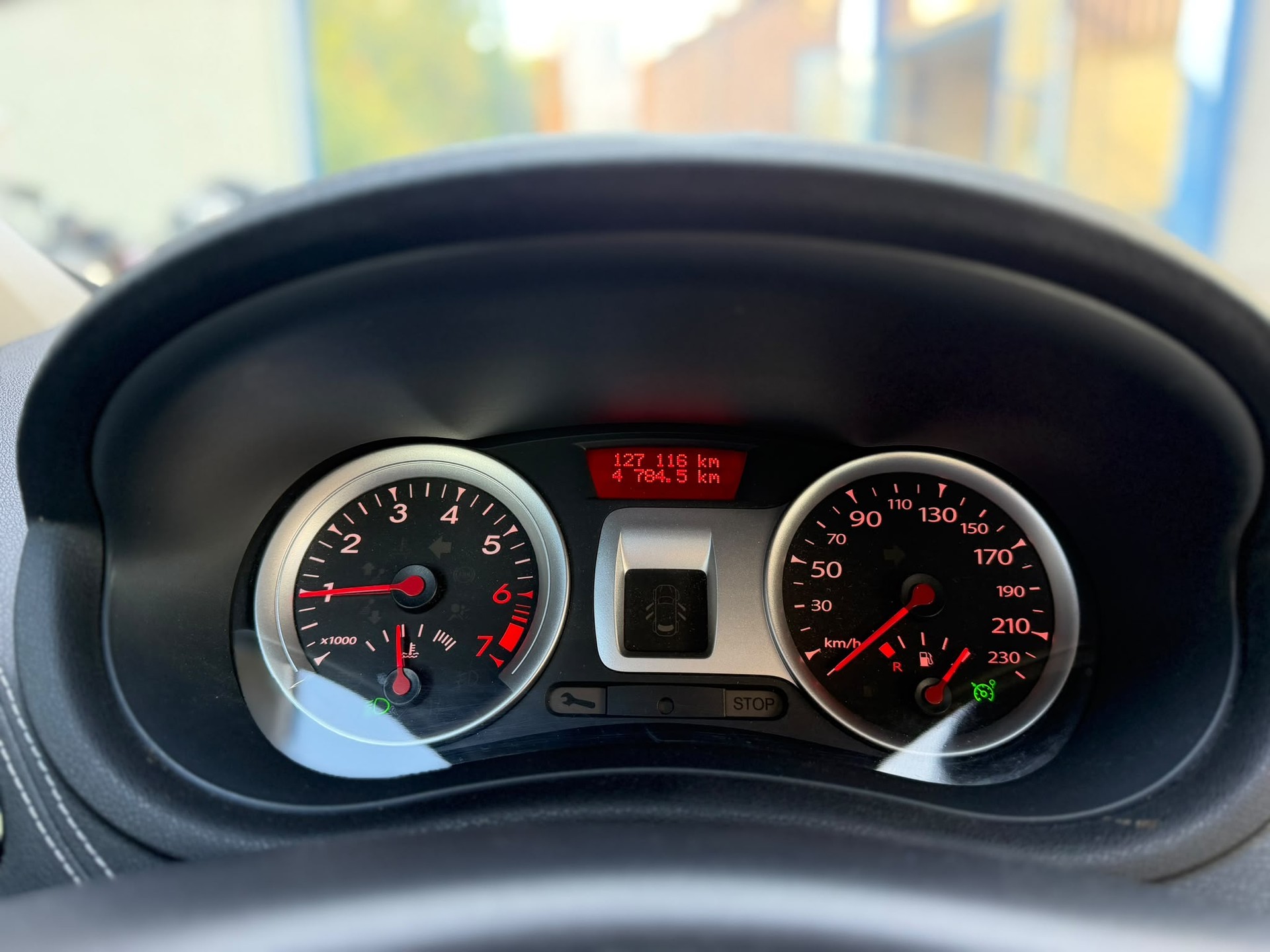 RENAULT Clio 1.2 16V Turbo Night&Day-image-8