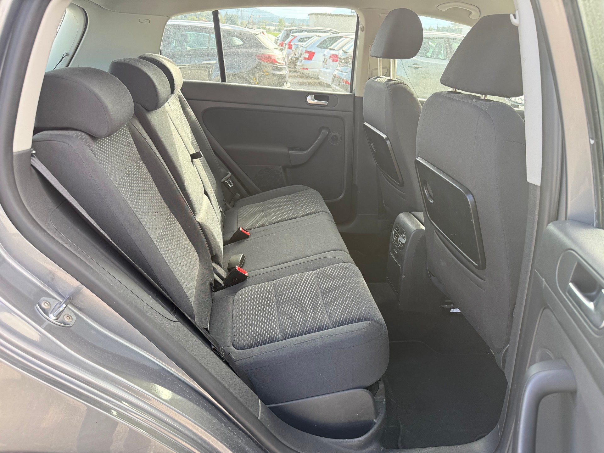 VW Golf Plus 1.4 TSI Team DSG-image-7