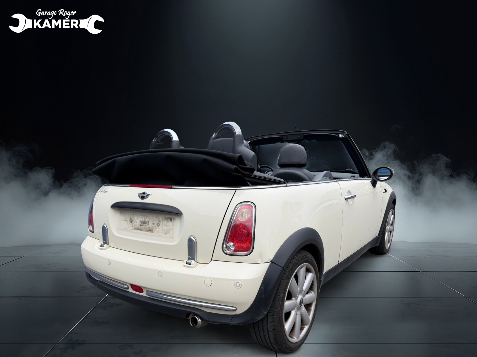 MINI Cooper Cabriolet-image-2