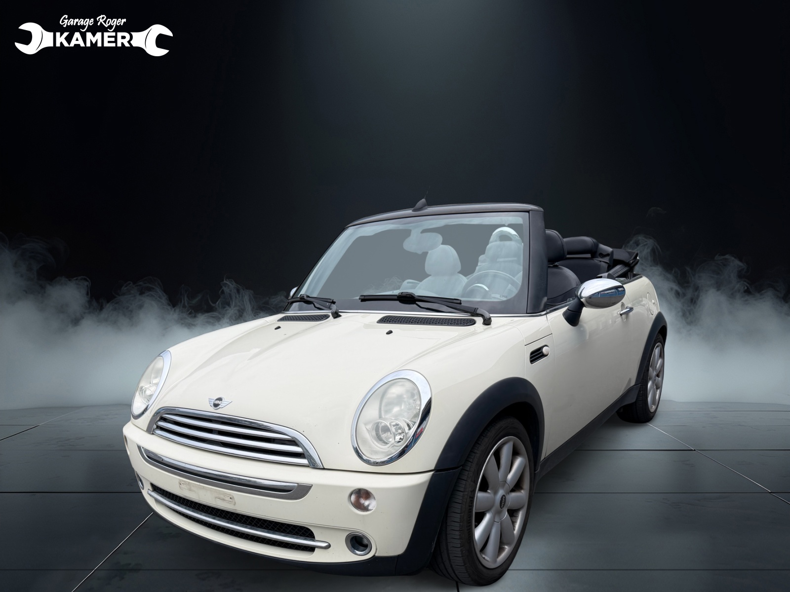 MINI Cooper Cabriolet-image-1