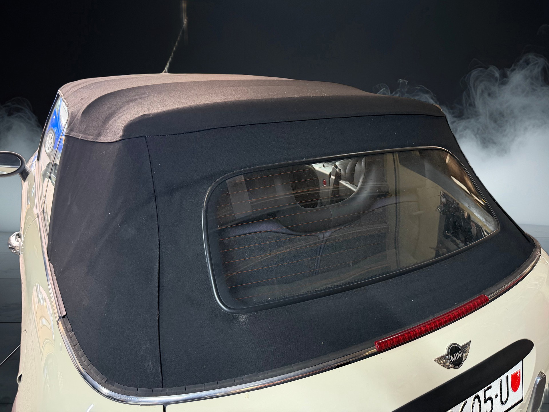 MINI Cooper Cabriolet-image-7