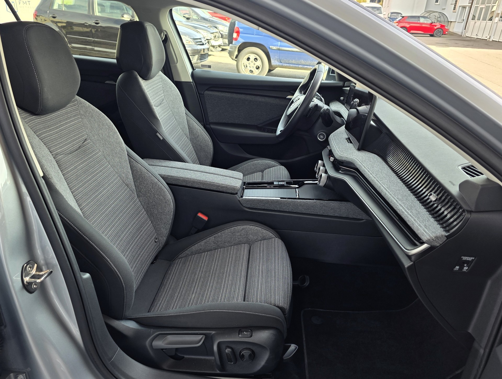 SKODA Superb Combi 2.0 TDi Selection 4x4 DSG-image-5