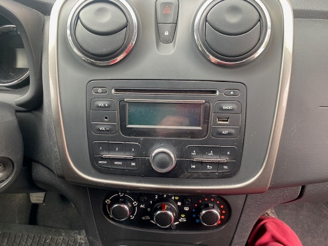 DACIA Logan MCV 0.9 Ambiance-image-11