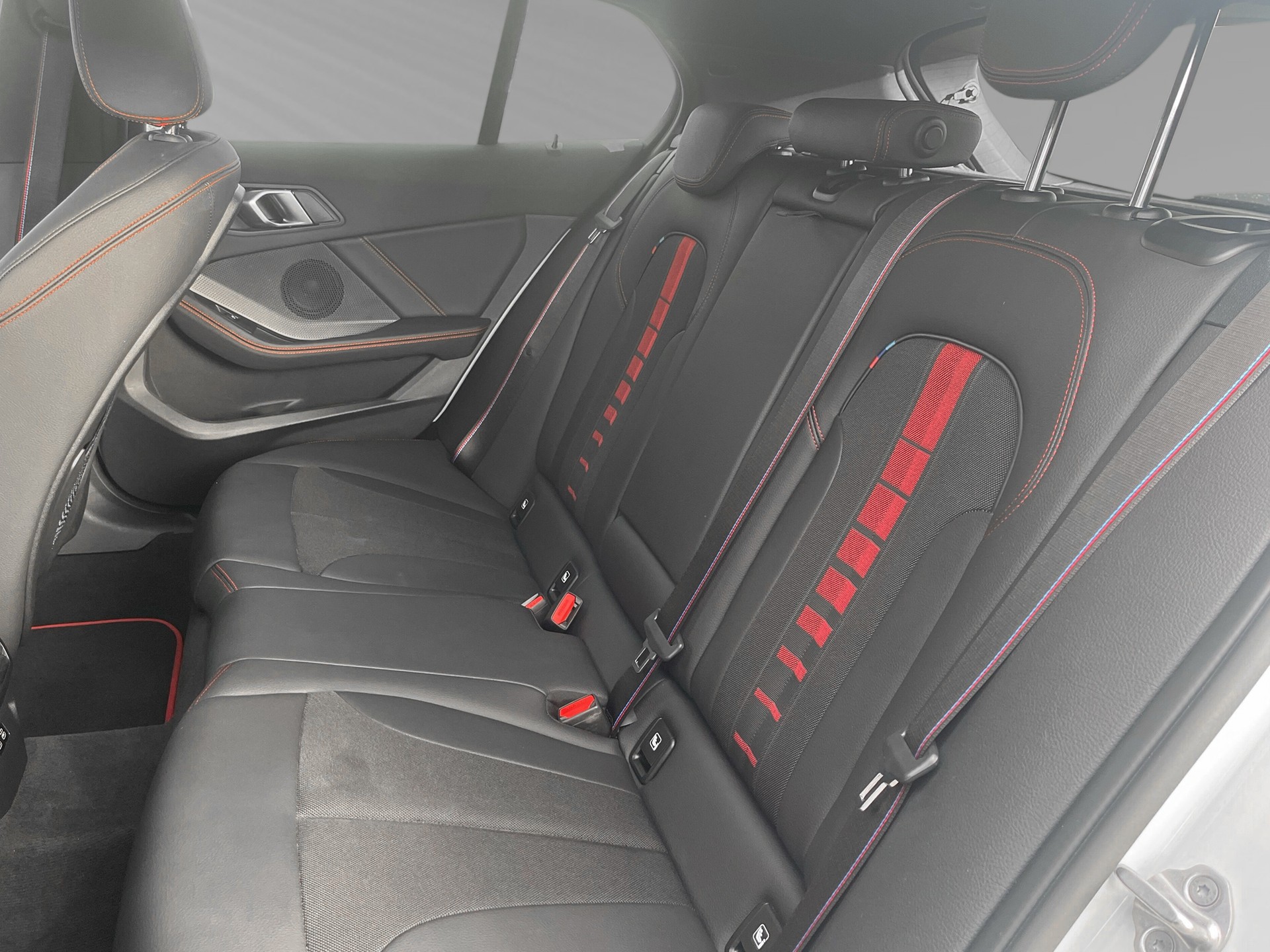 BMW 128ti M Sport Pro Steptronic-image-6