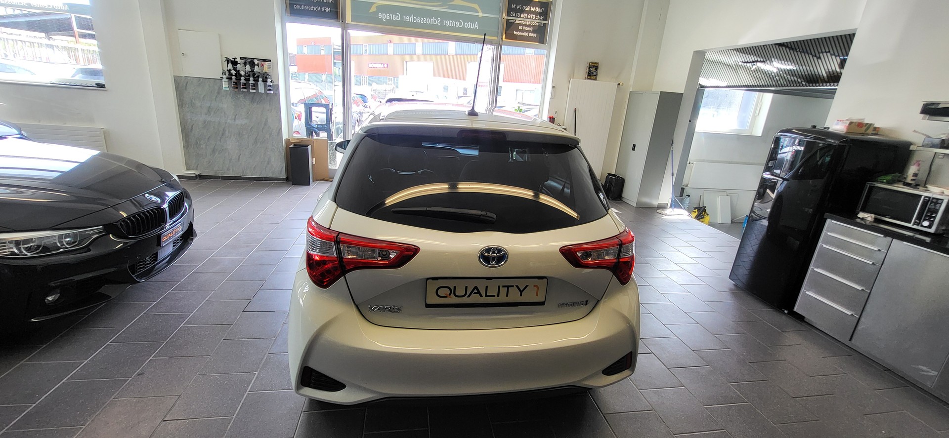 TOYOTA Yaris 1.5 VVT-i Hybrid Trend e-CVT-image-5